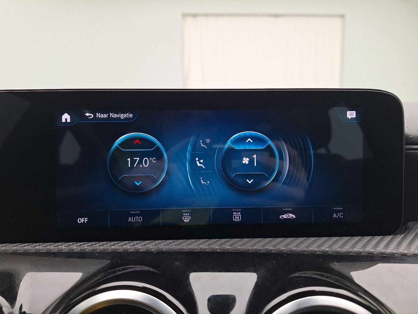 MERCEDES CLASE CLA SHOOTING BRAKE CLA 200 D BUSINES 13 