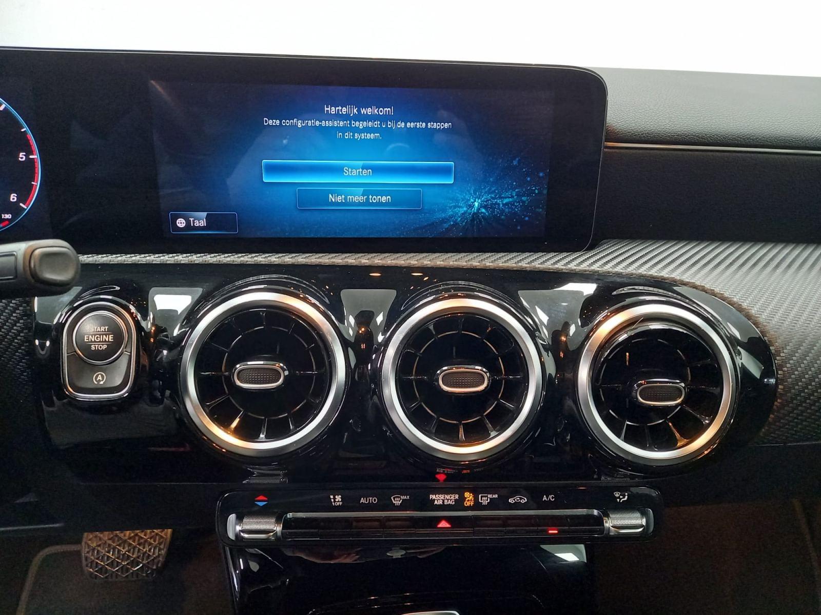 MERCEDES CLASE CLA SHOOTING BRAKE CLA 200 D BUSINES 27 