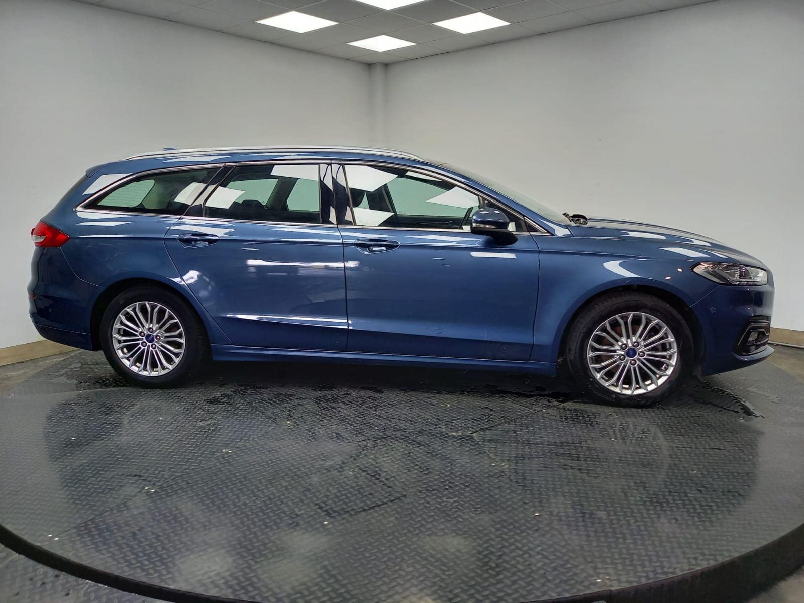 FORD MONDEO Clipper 2.0 HEV 140kW Aut. Trend 5d 3