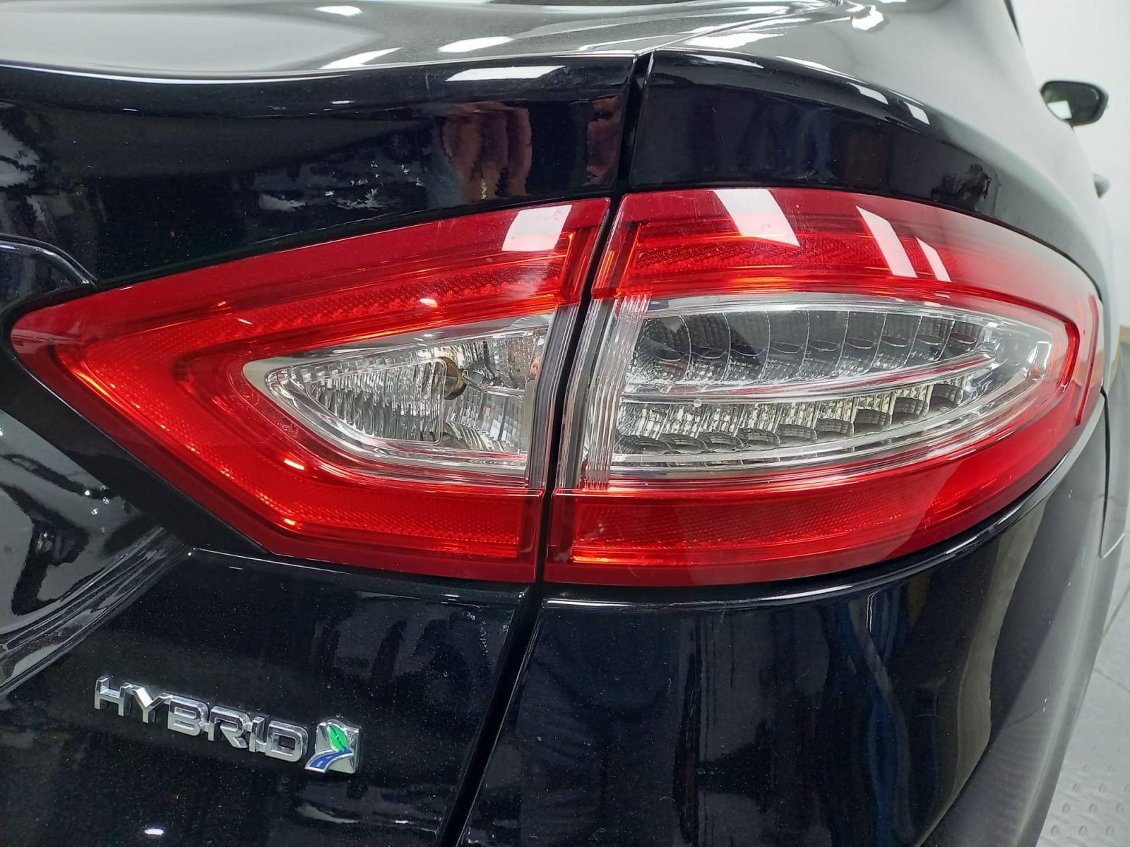 FORD MONDEO 2.0 Hibrido 137kW (187CV) Titanium H 33