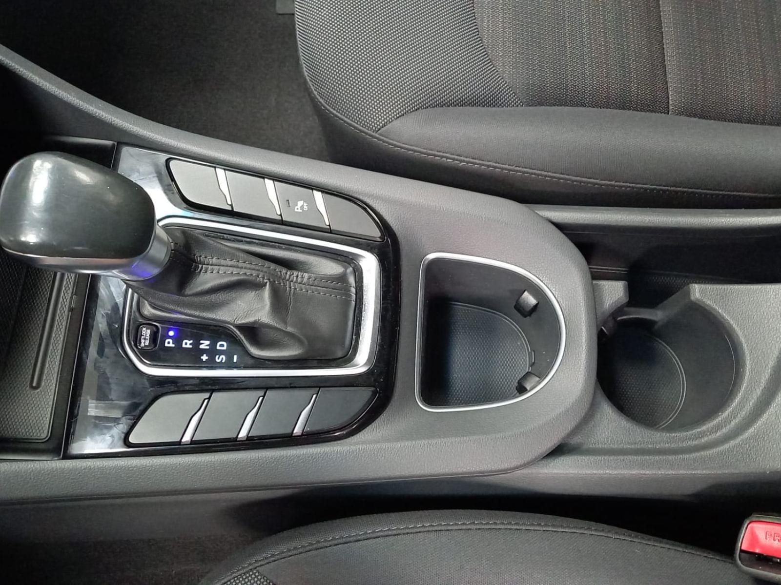 HYUNDAI IONIQ 1.6 GDI HEV TECNO DCT 11 