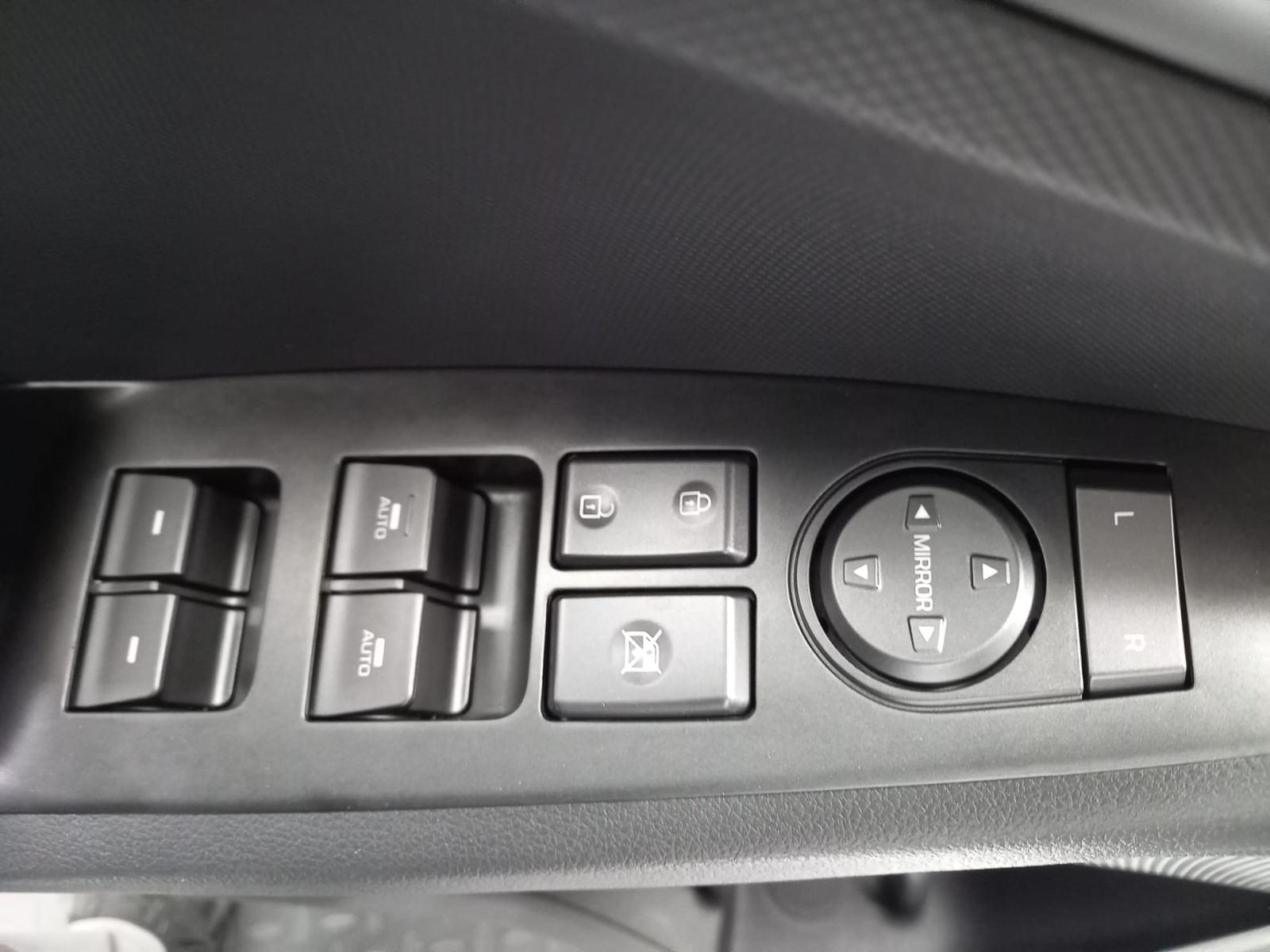 HYUNDAI IONIQ PHEV 5P GDI 1.6 141CV DT KLASS 23 