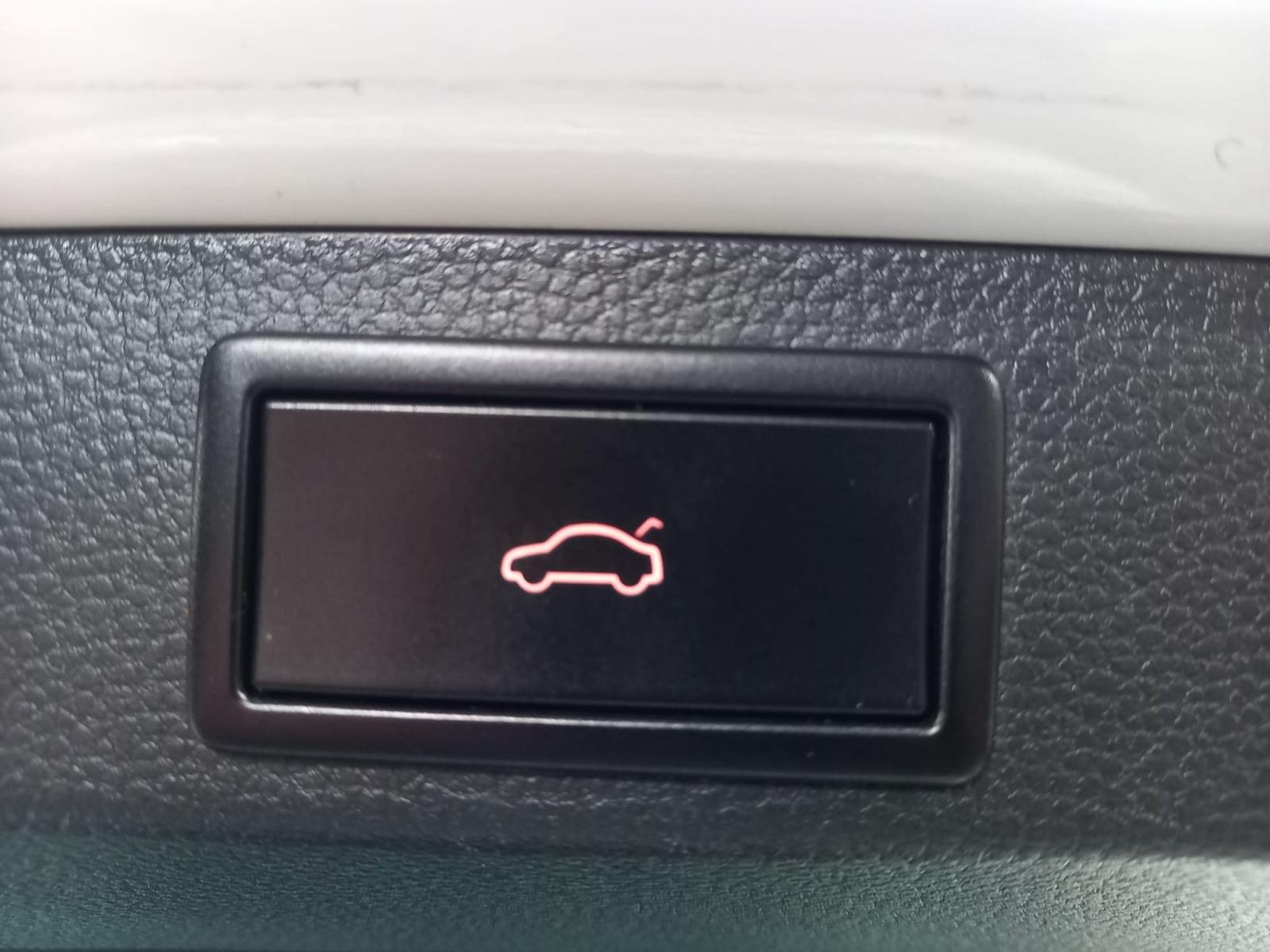 SKODA KAROQ 2.0TDI SPORTLINE 110KW 34 