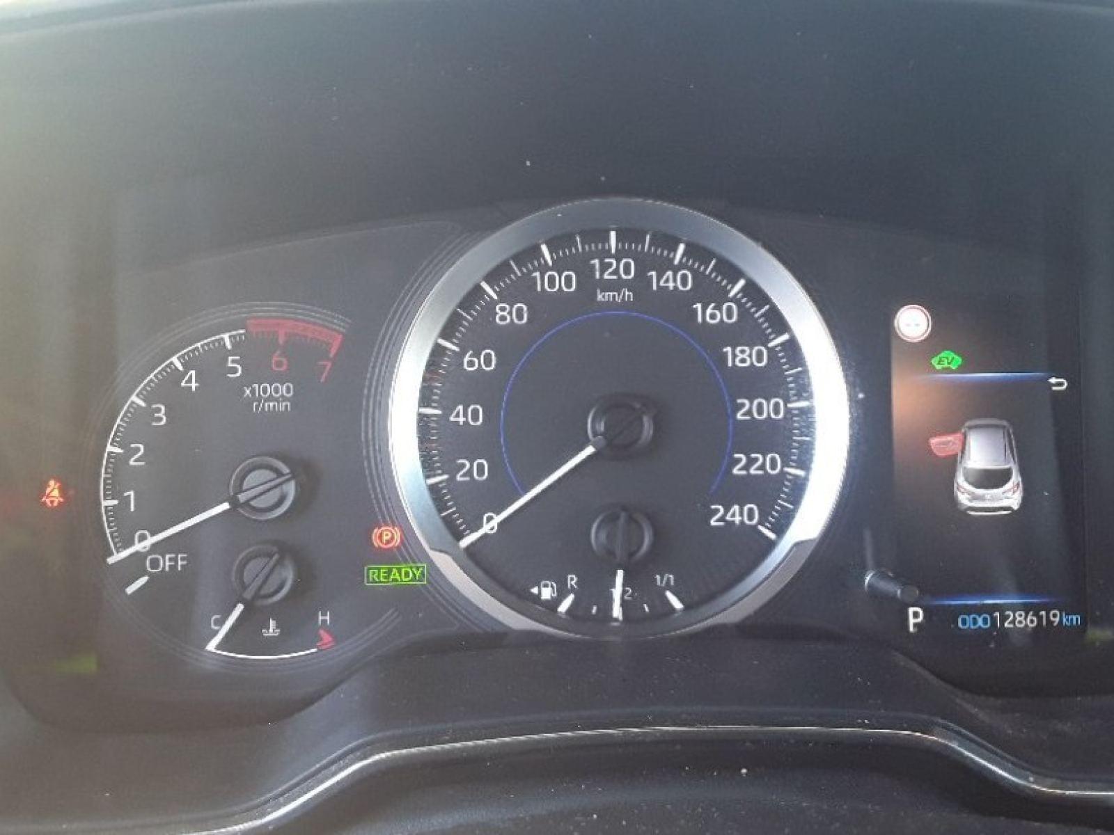 TOYOTA COROLLA 125H BUSINESS PLUS 4 