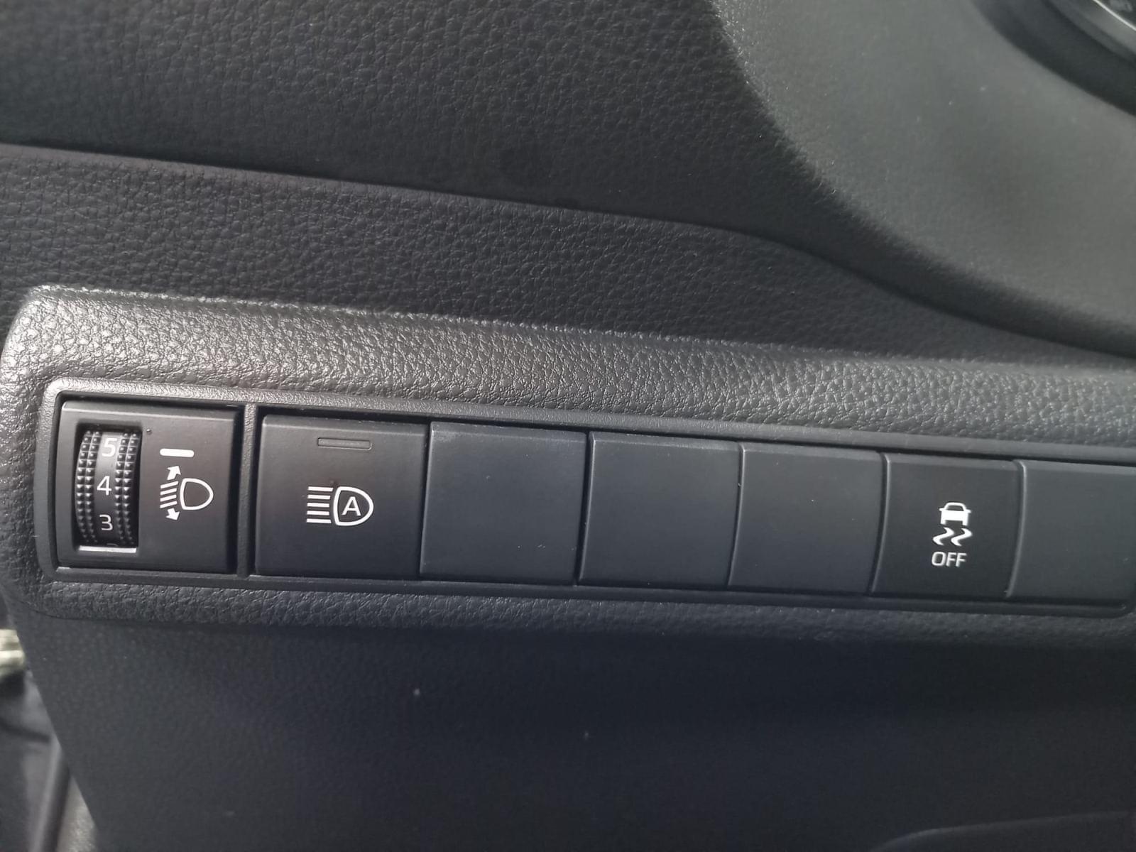 TOYOTA COROLLA 125H BUSINESS PLUS 22