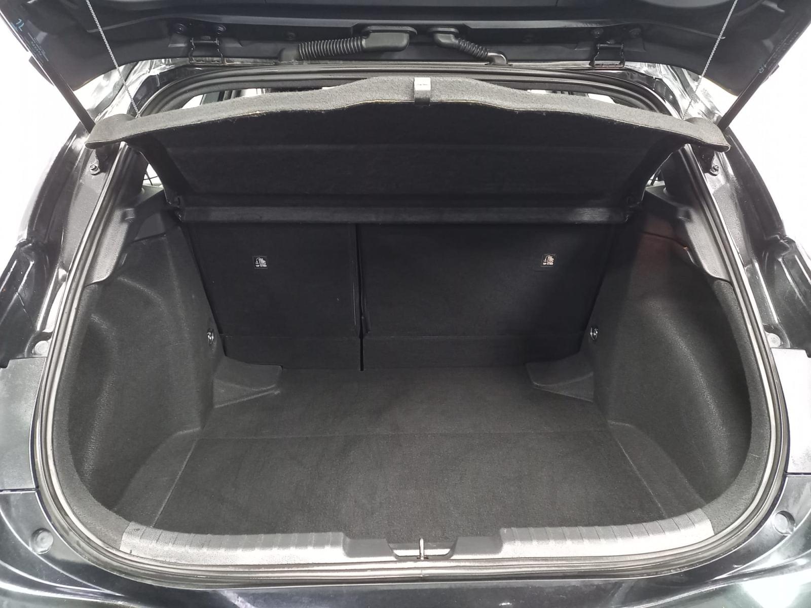 TOYOTA COROLLA 125H BUSINESS PLUS 32