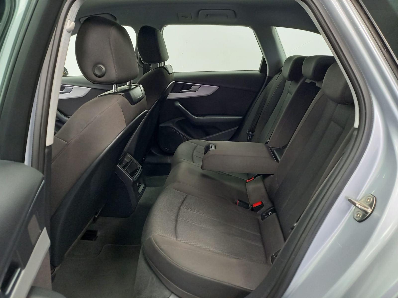 AUDI A4 Avant Advanced 35 TDI 120kW S tronic 31