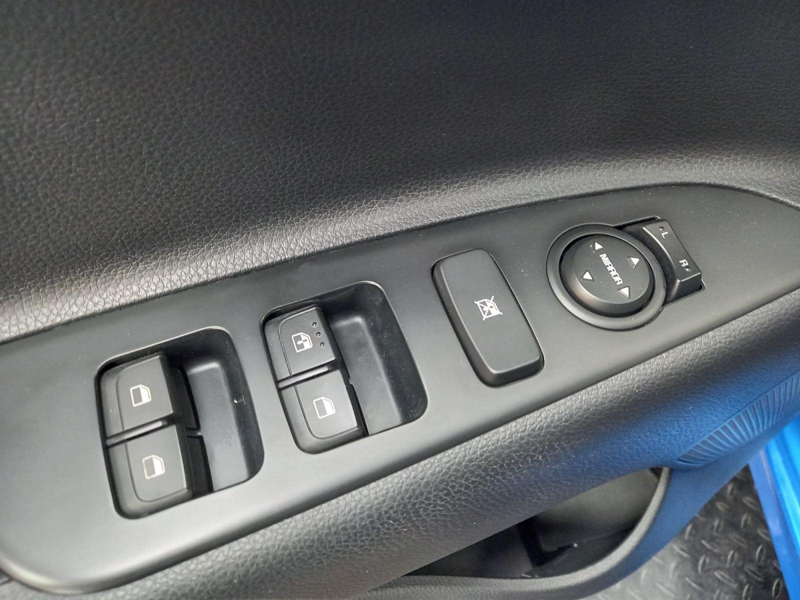 KIA RIO 1.0 T-GDi 74kW (100CV) MHEV iMT Concept 13