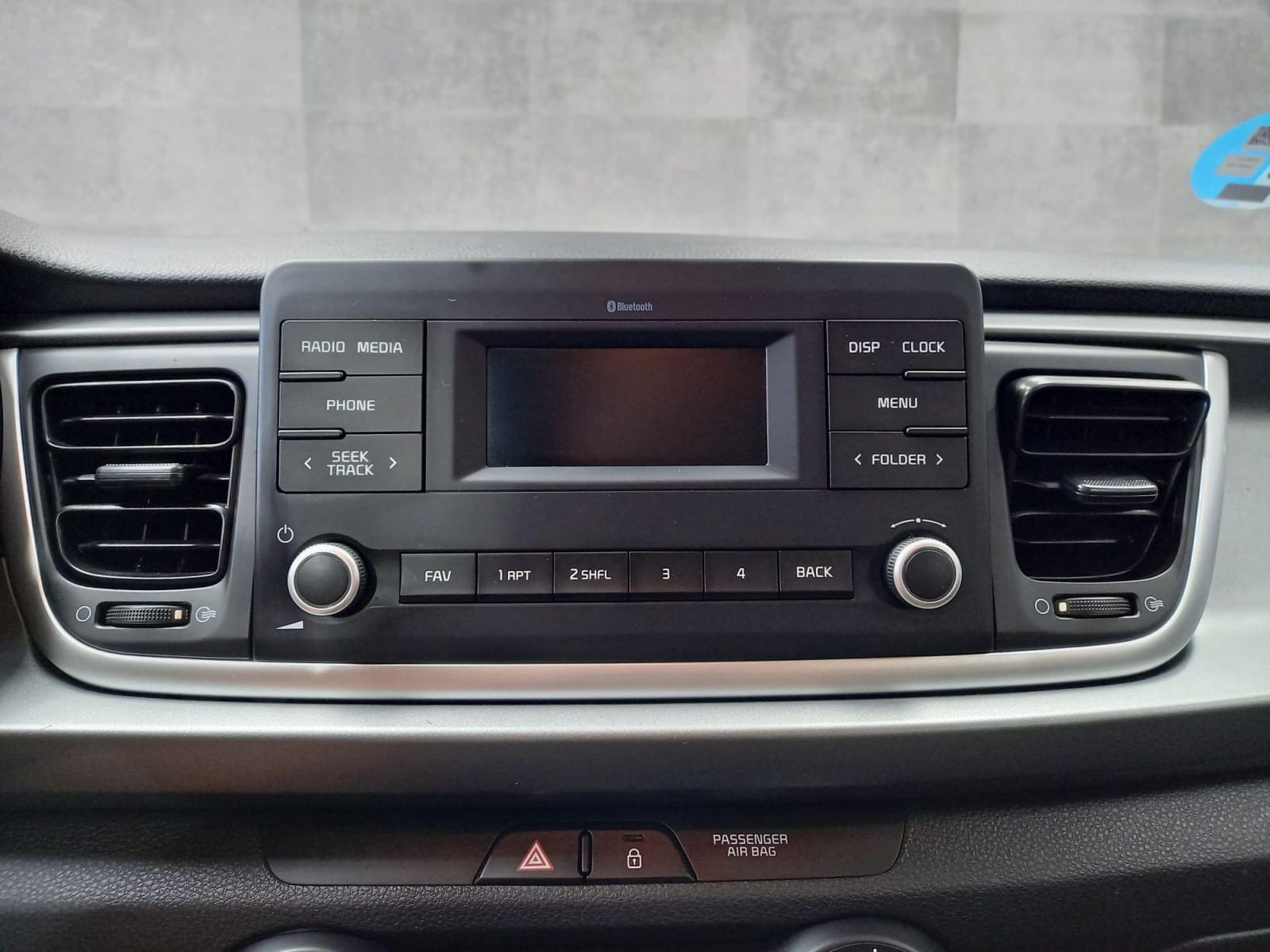 KIA RIO 1.0 T-GDi 74kW (100CV) MHEV iMT Concept 18