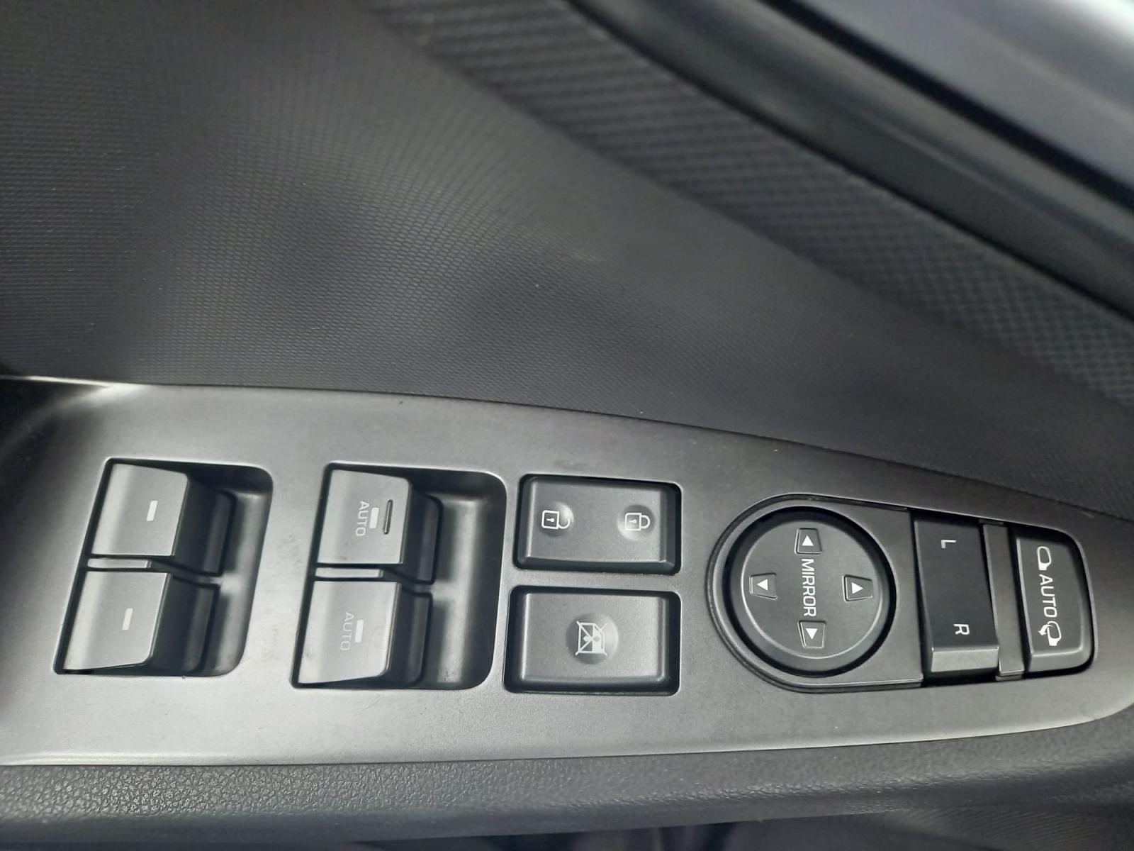 HYUNDAI IONIQ 1.6 GDI HEV Tecno DCT 27