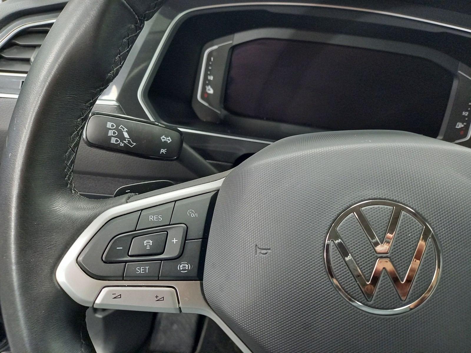 VOLKSWAGEN TIGUAN SUV 1.4 eHybrid 245 DSG6 Life Business 16