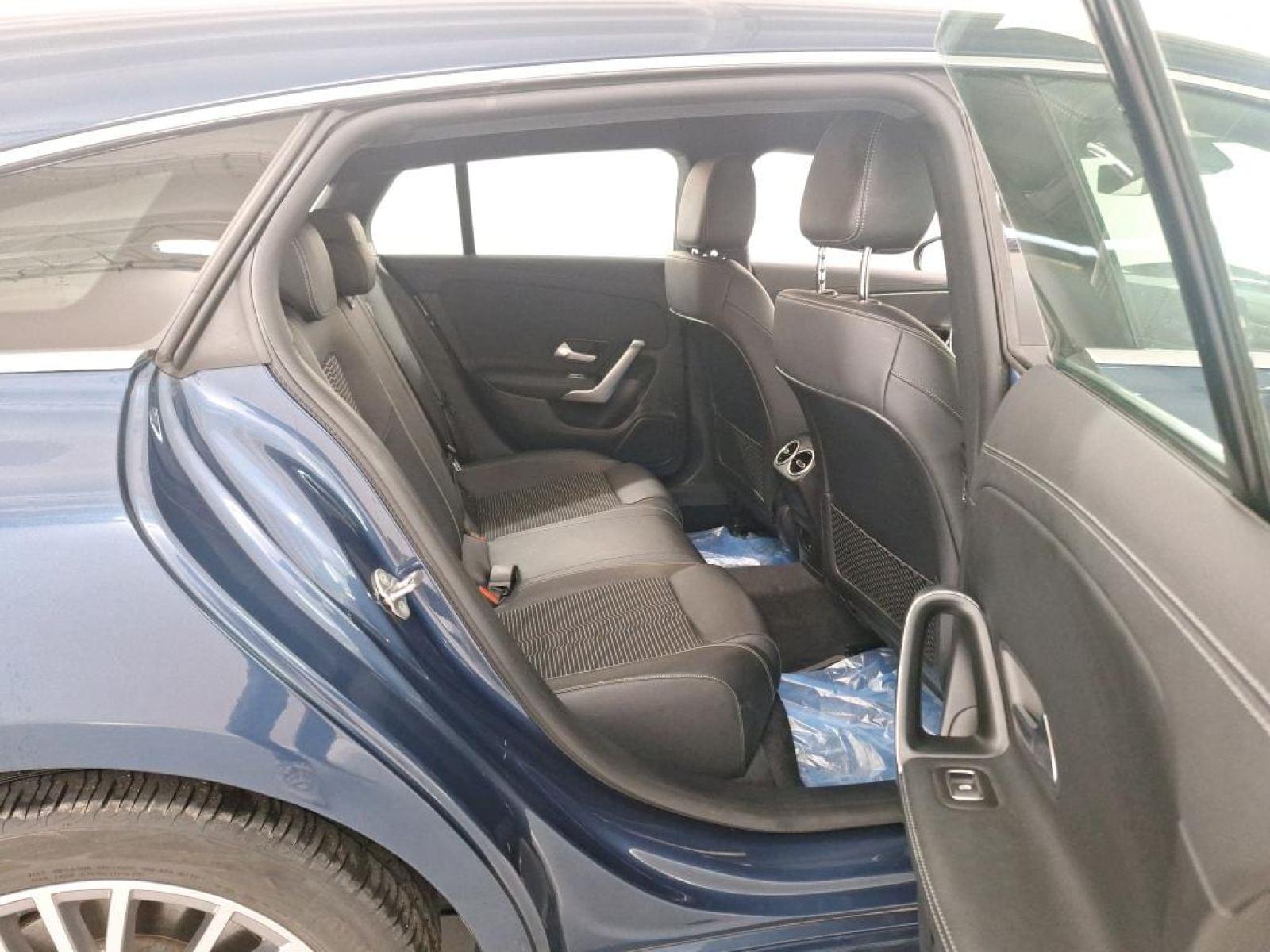 MERCEDES CLASE CLA 1.3 250 E DCT SHOOTING BRAKE 7