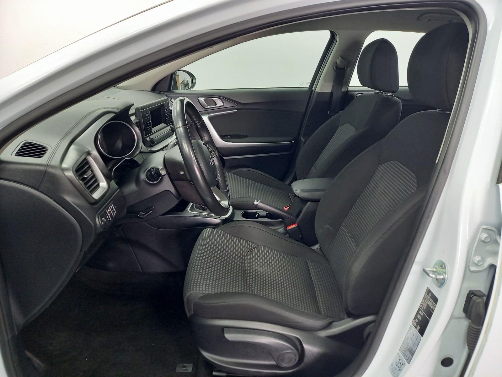 KIA CEED 1.0 T-GDi 88kW (120CV) Concept 8 