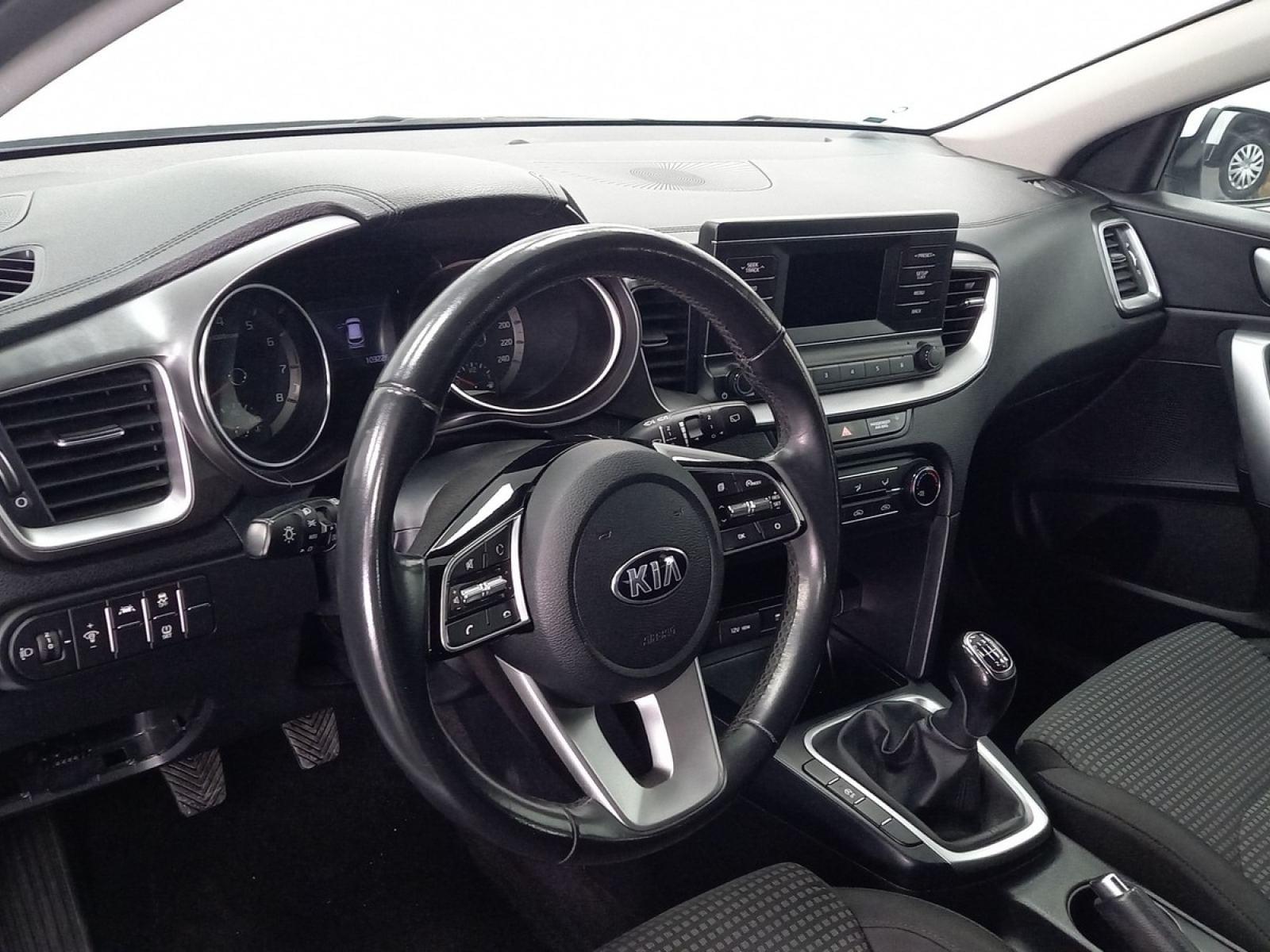 KIA CEED 1.0 T-GDi 88kW (120CV) Concept 9 