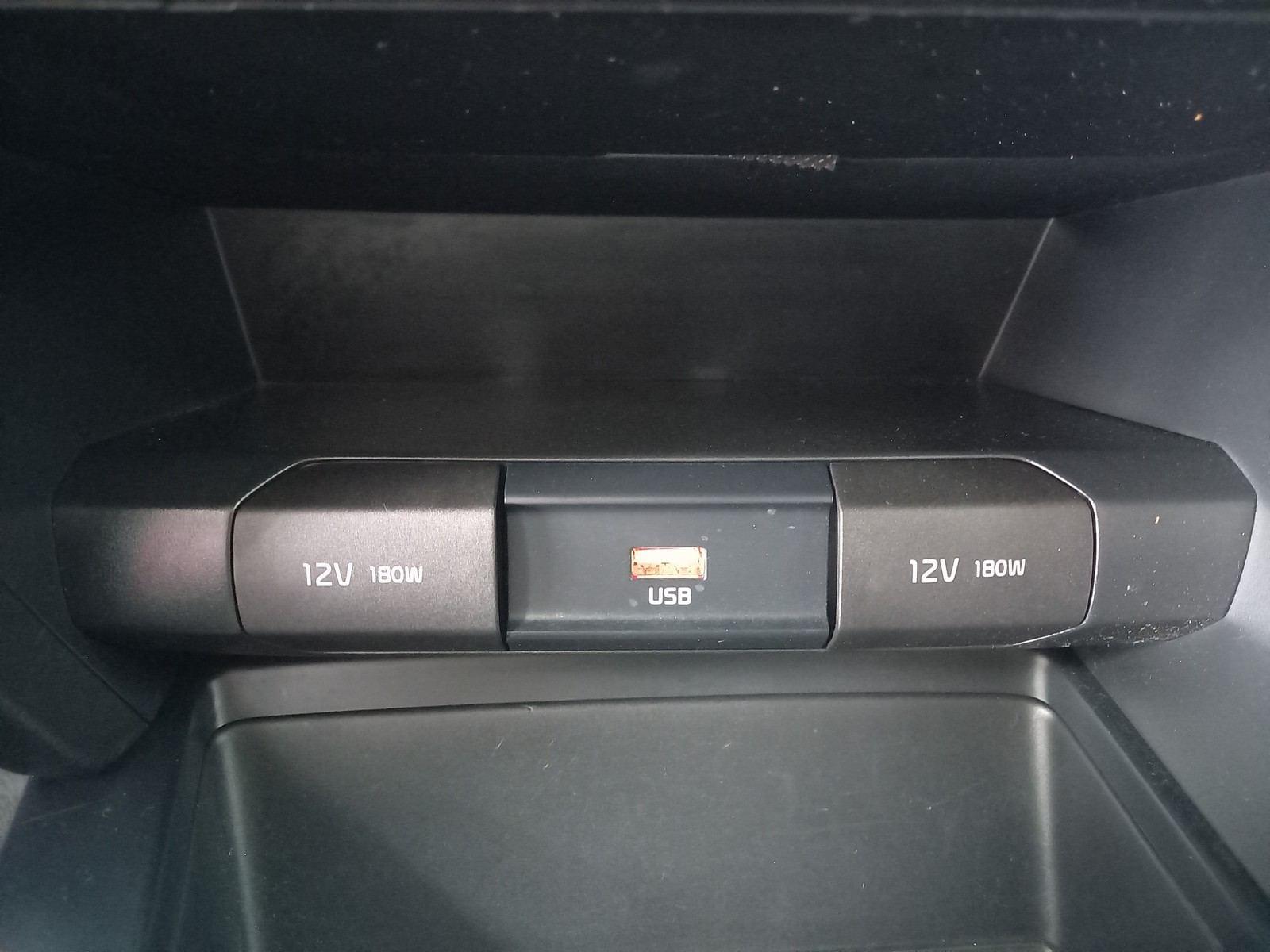 KIA CEED 1.0 T-GDi 88kW (120CV) Concept 19 