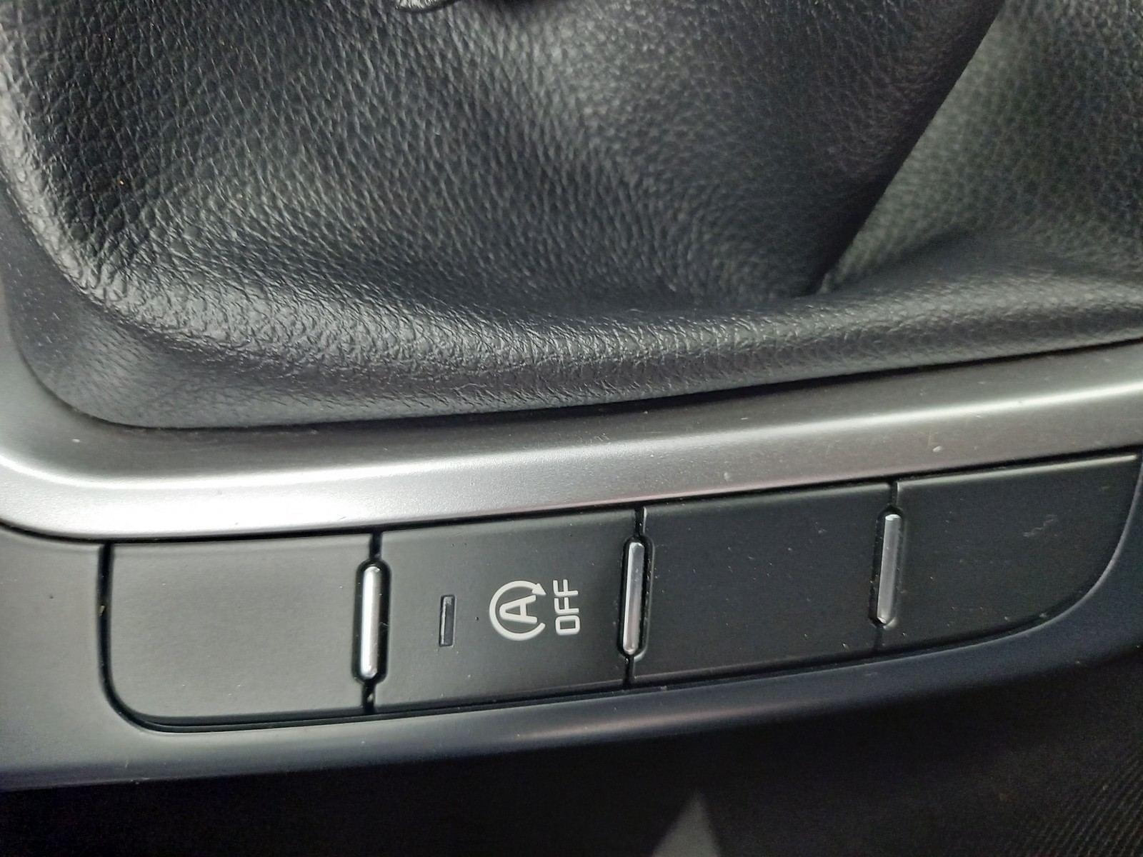 KIA CEED 1.0 T-GDi 88kW (120CV) Concept 22 