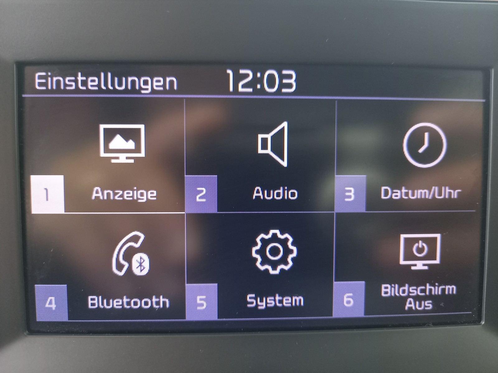 KIA CEED 1.0 T-GDi 88kW (120CV) Concept 26 