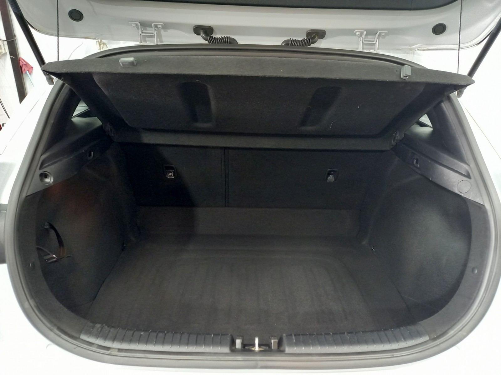 KIA CEED 1.0 T-GDi 88kW (120CV) Concept 31 