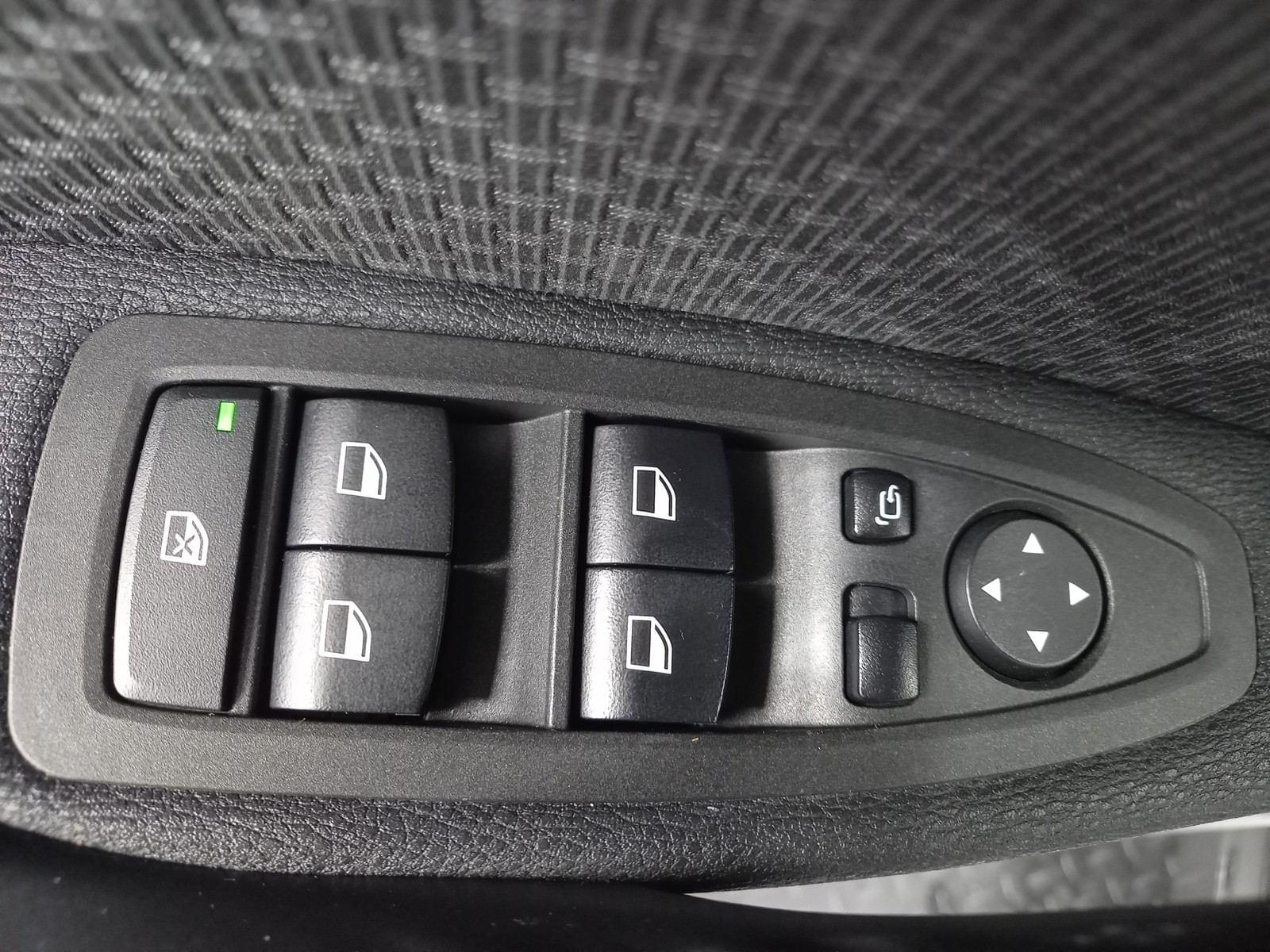 BMW X2 xDrive25e Executive Plus Apple Carplay 13 