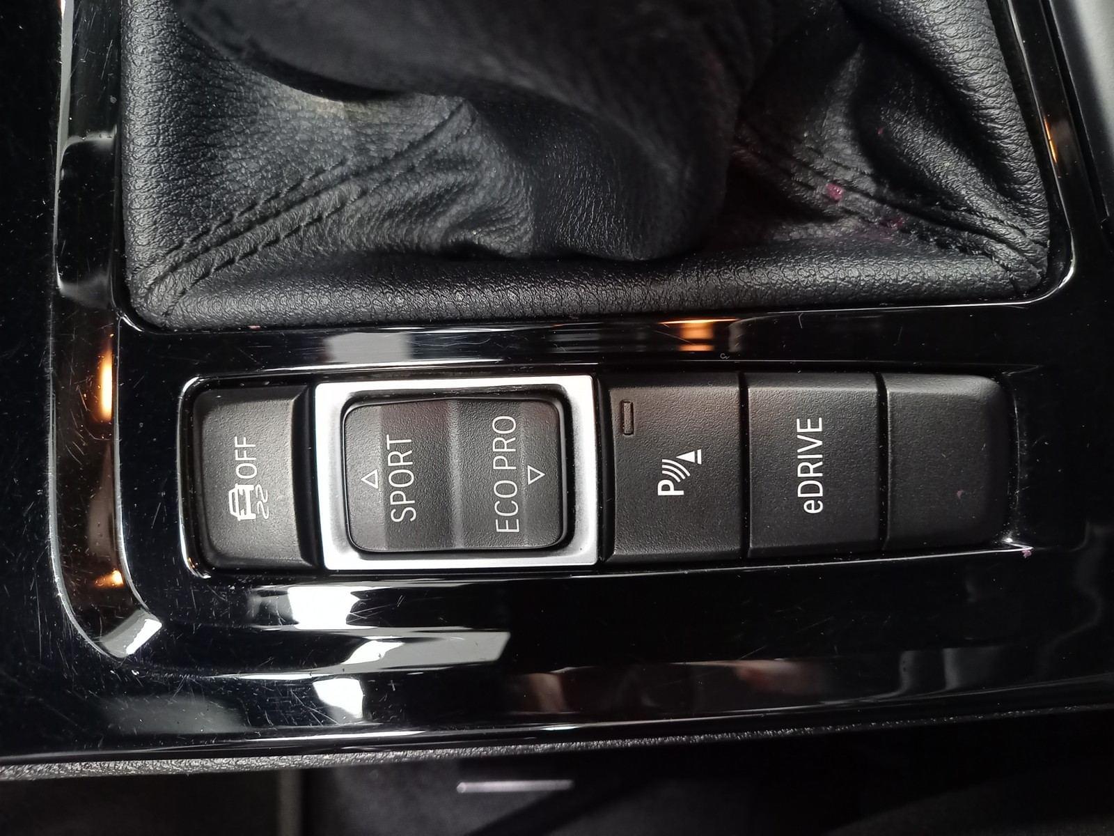 BMW X2 xDrive25e Executive Plus Apple Carplay 21 