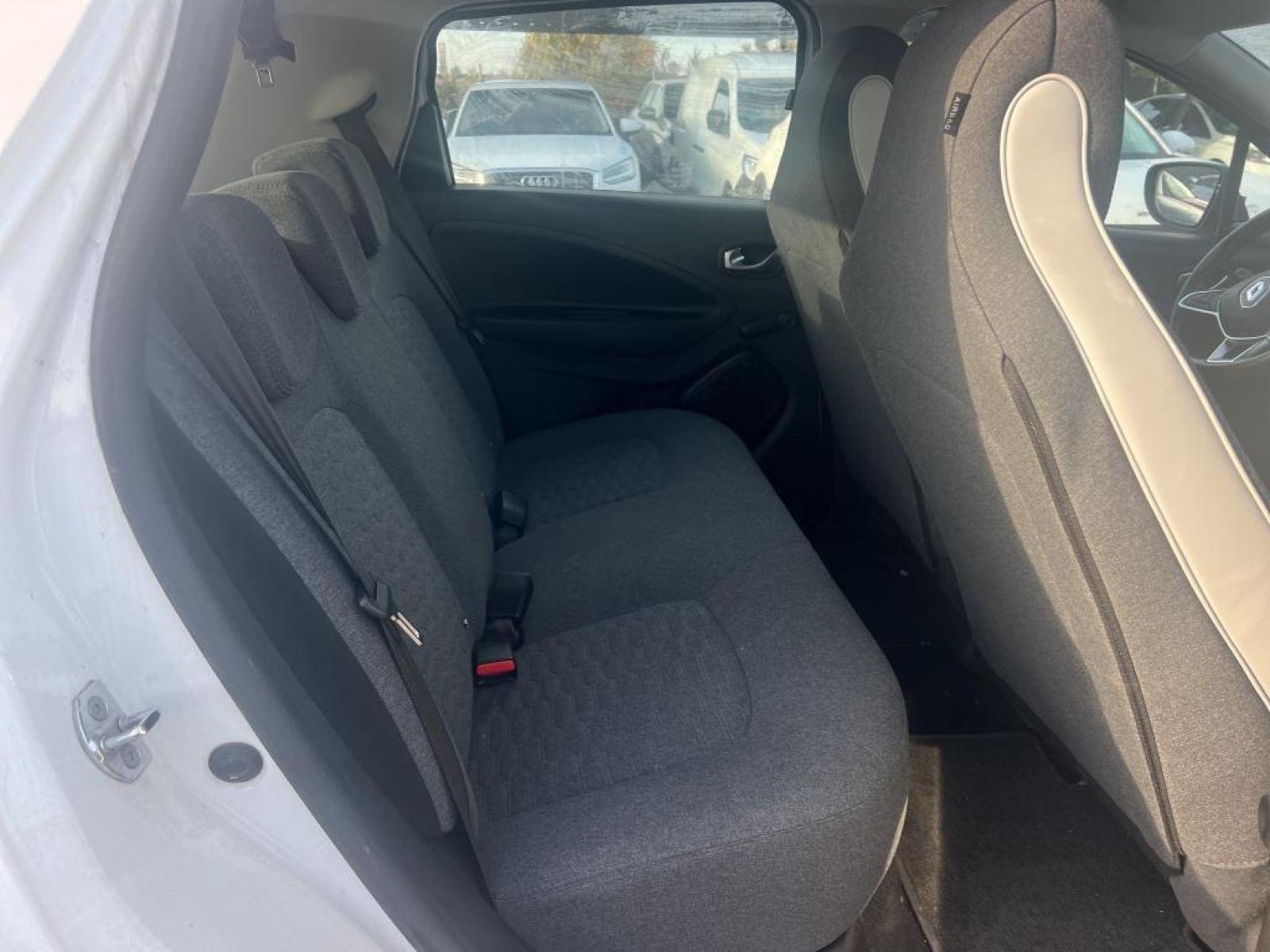 RENAULT ZOE Intens 80 kW R110 Batería 50kWh 6 