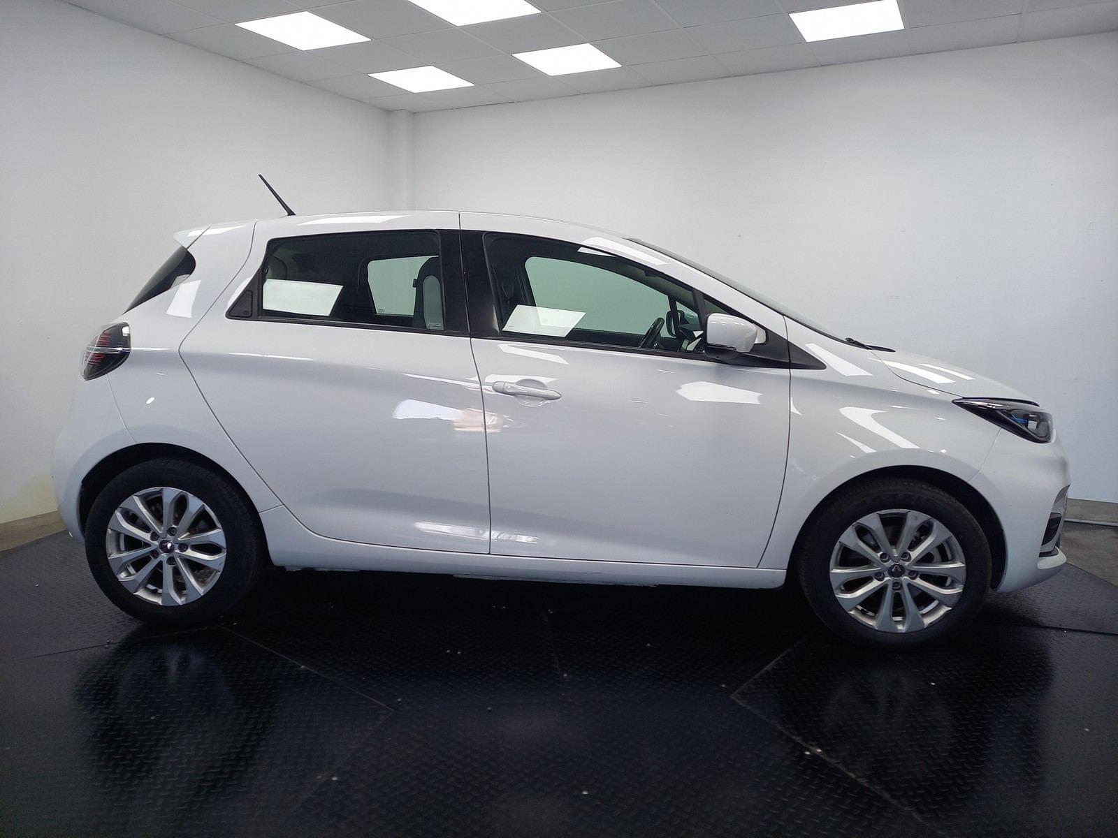 RENAULT ZOE Intens 80 kW R110 Batería 50kWh 3