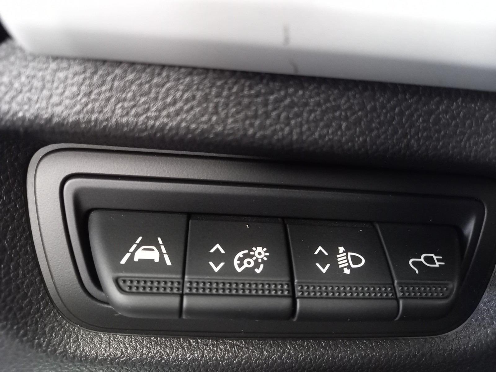 RENAULT ZOE Intens 80 kW R110 Batería 50kWh 14