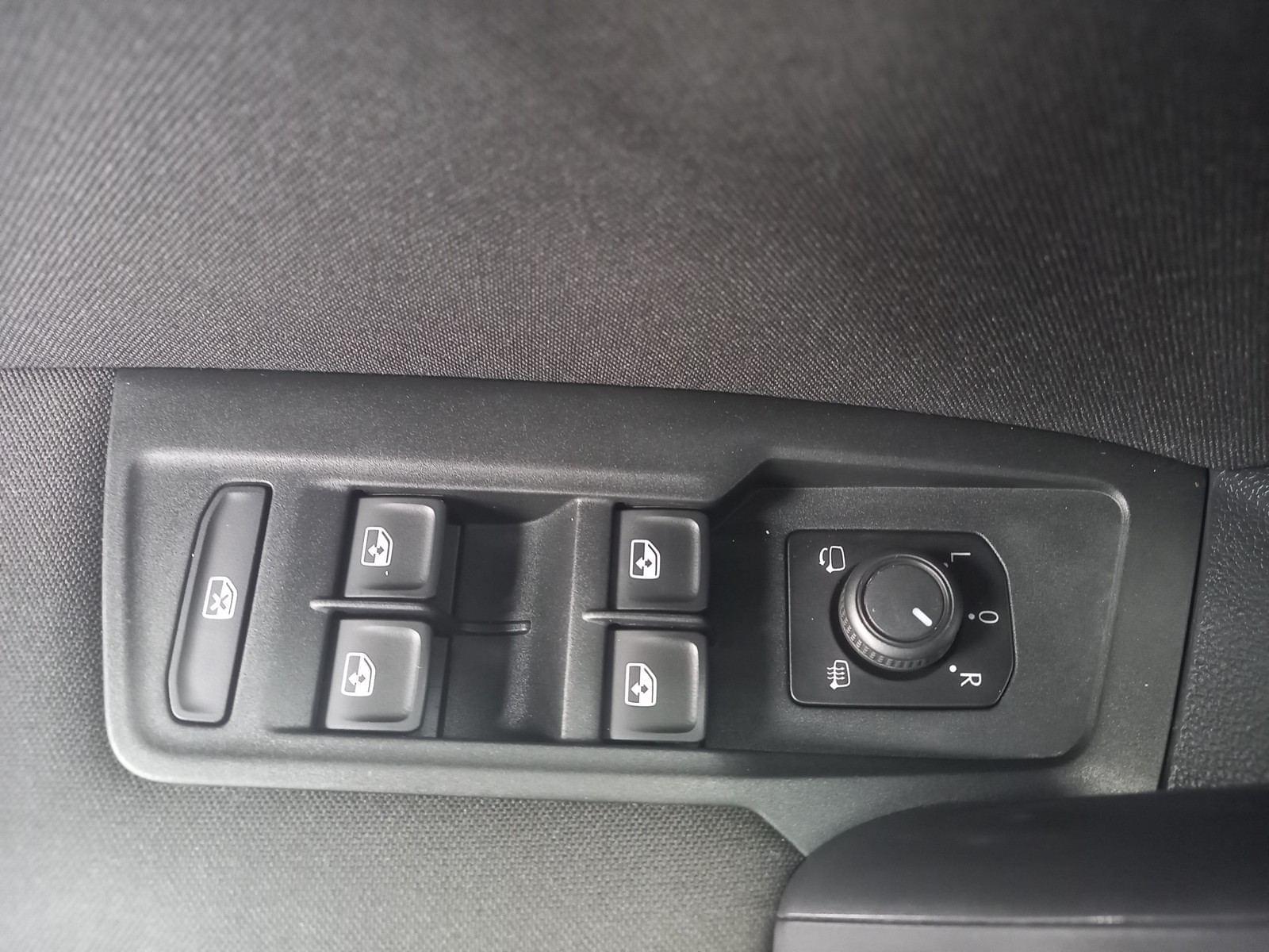 VOLKSWAGEN TIGUAN Life 1.4 TSI eHybrid 180kW (245CV) DSG 34