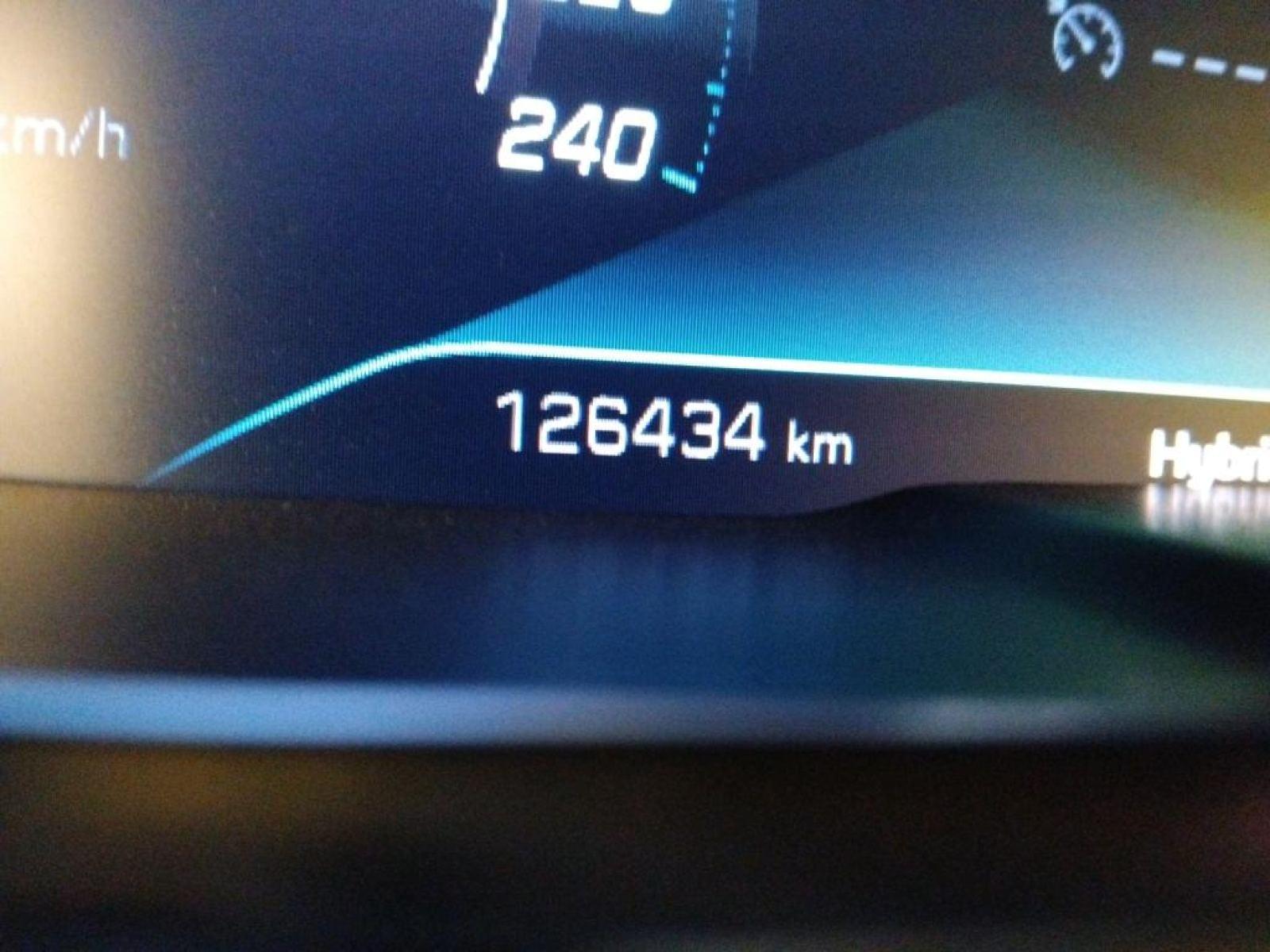 PEUGEOT 3008 todoterreno 225 e-EAT8 Allure 6 