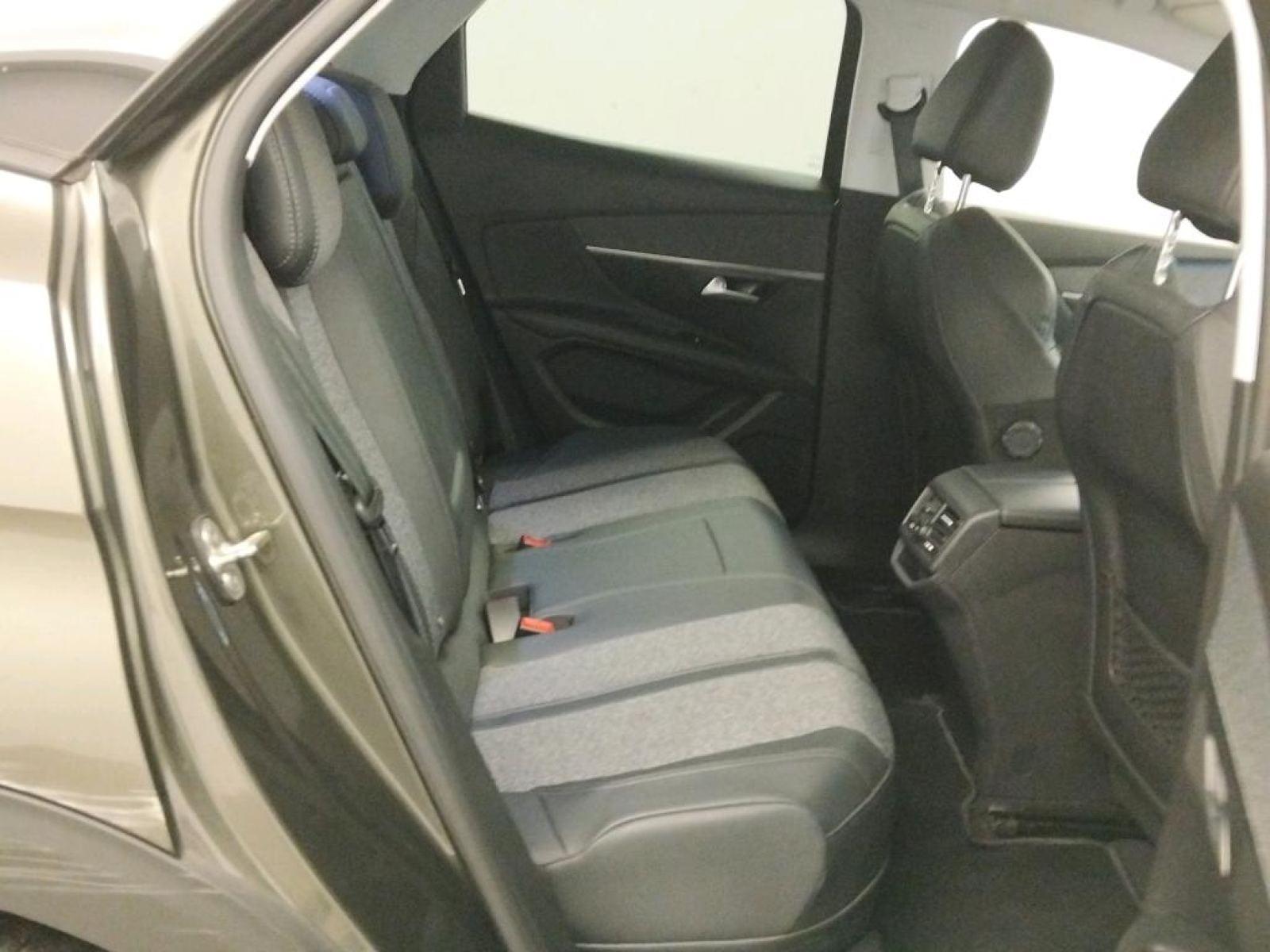 PEUGEOT 3008 todoterreno 225 e-EAT8 Allure 8 