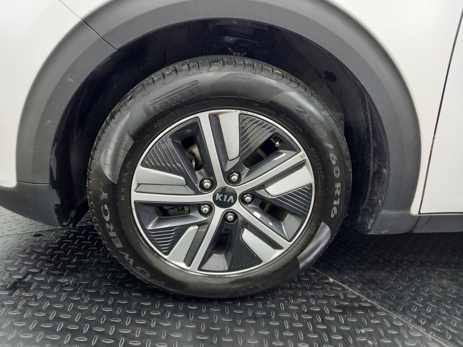 KIA NIRO crossover 1.6 GDi PHEV 104kW (141CV) 32 