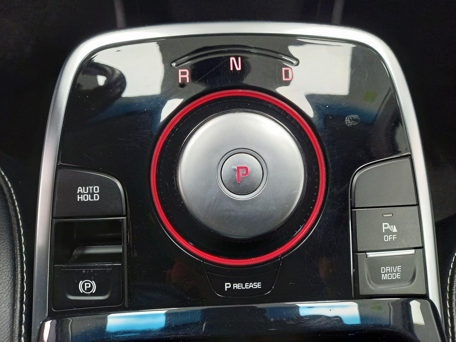 KIA E-NIRO 150kW (204CV) Drive (Long Range) 19 