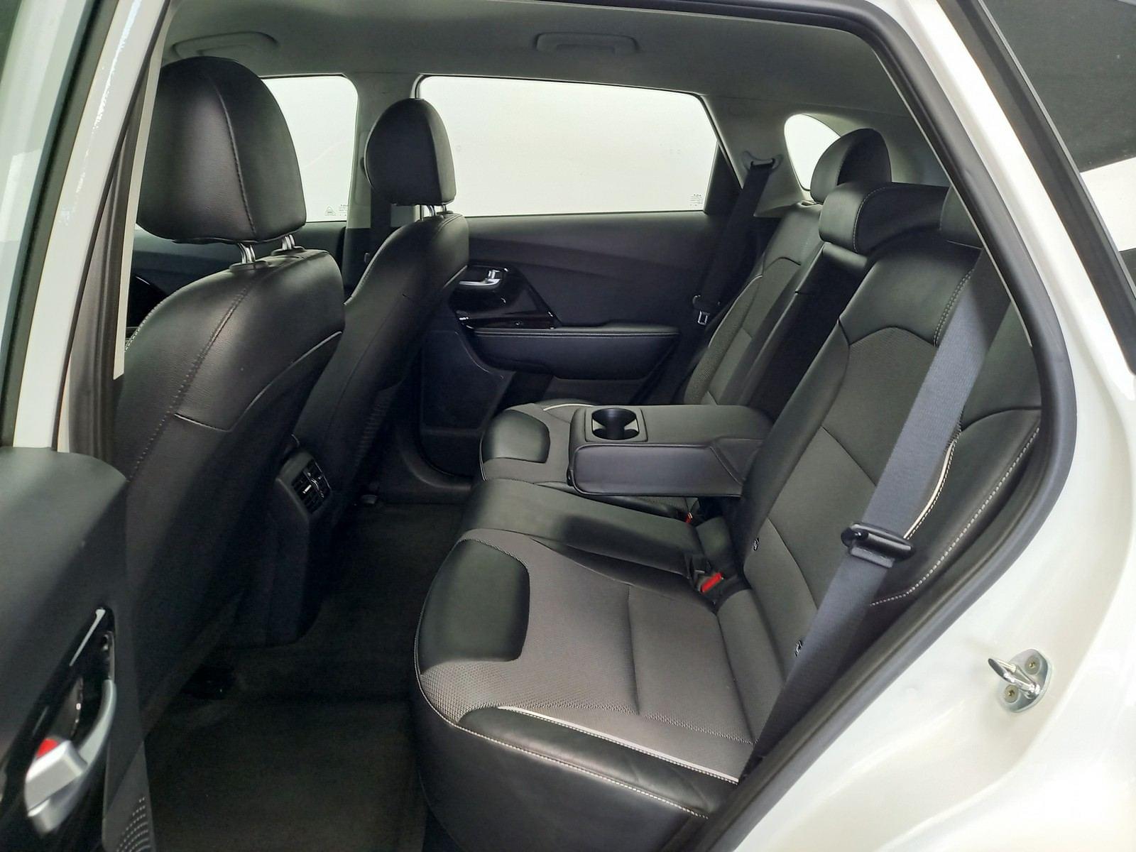 KIA E-NIRO 150kW (204CV) Drive (Long Range) 24 