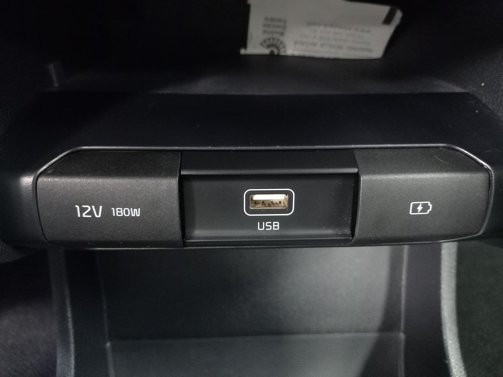 KIA E-NIRO 150kW (204CV) Drive (Long Range) 34 
