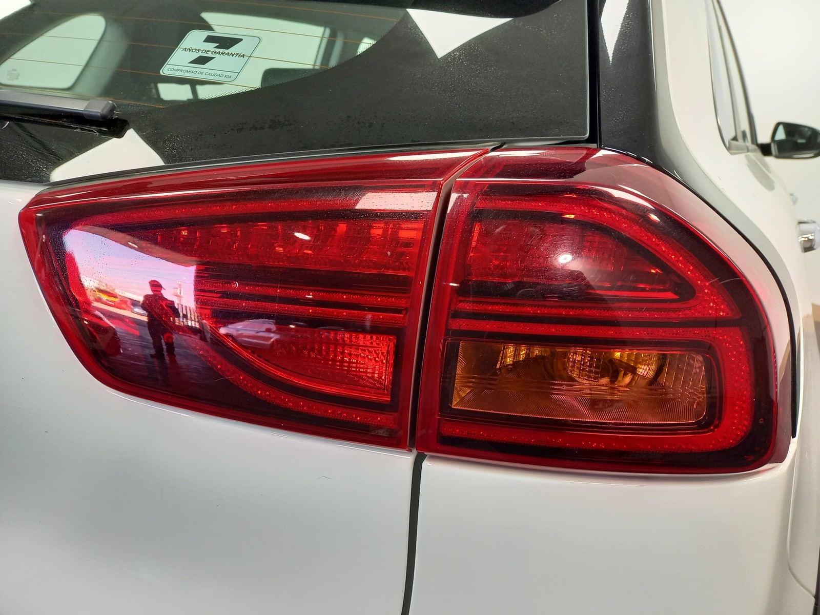 KIA E-NIRO 150kW (204CV) Drive (Long Range) 36 