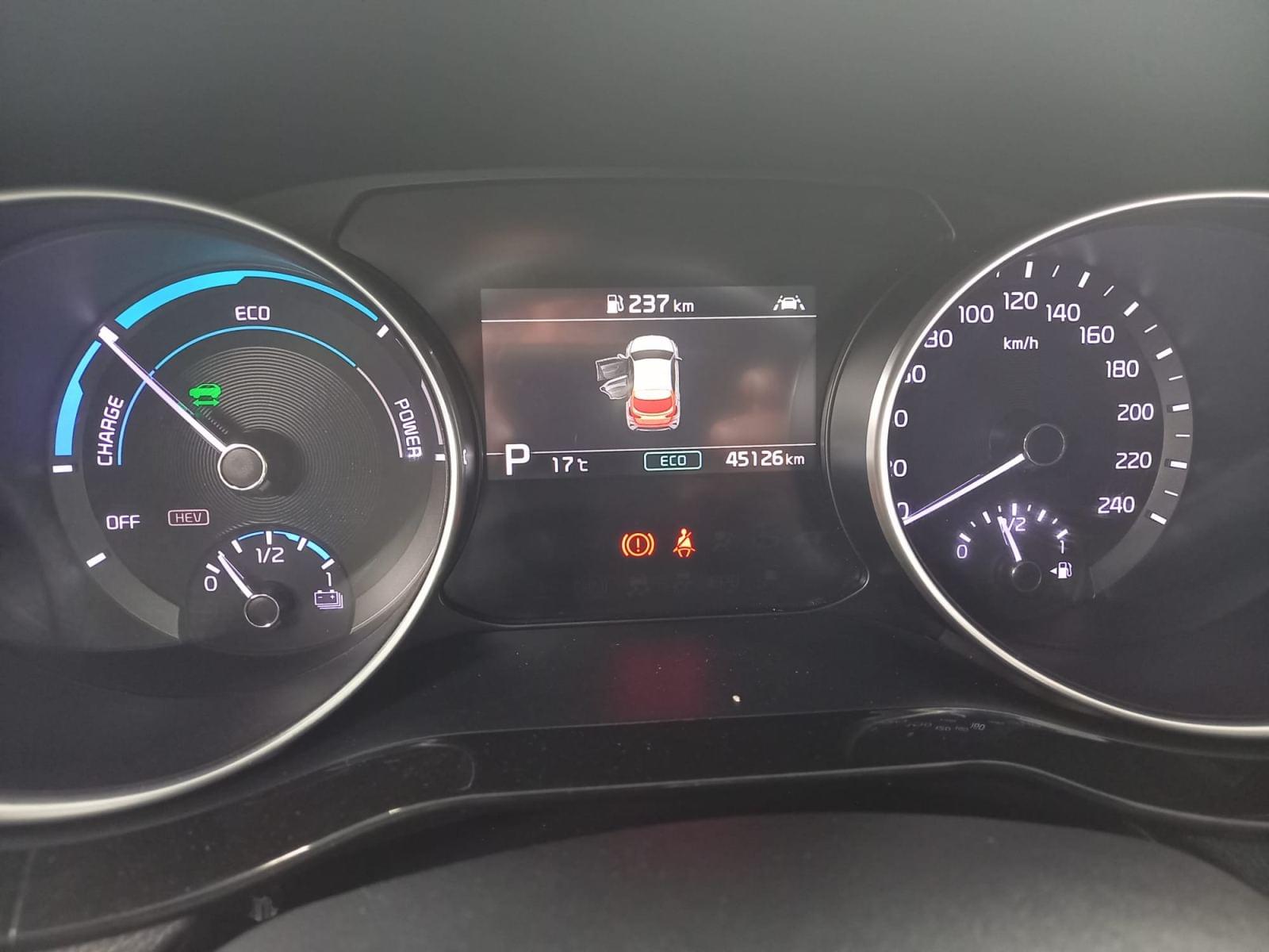 KIA XCEED 1.6 GDi PHEV 104kW (141CV) eDrive (AC) 14 