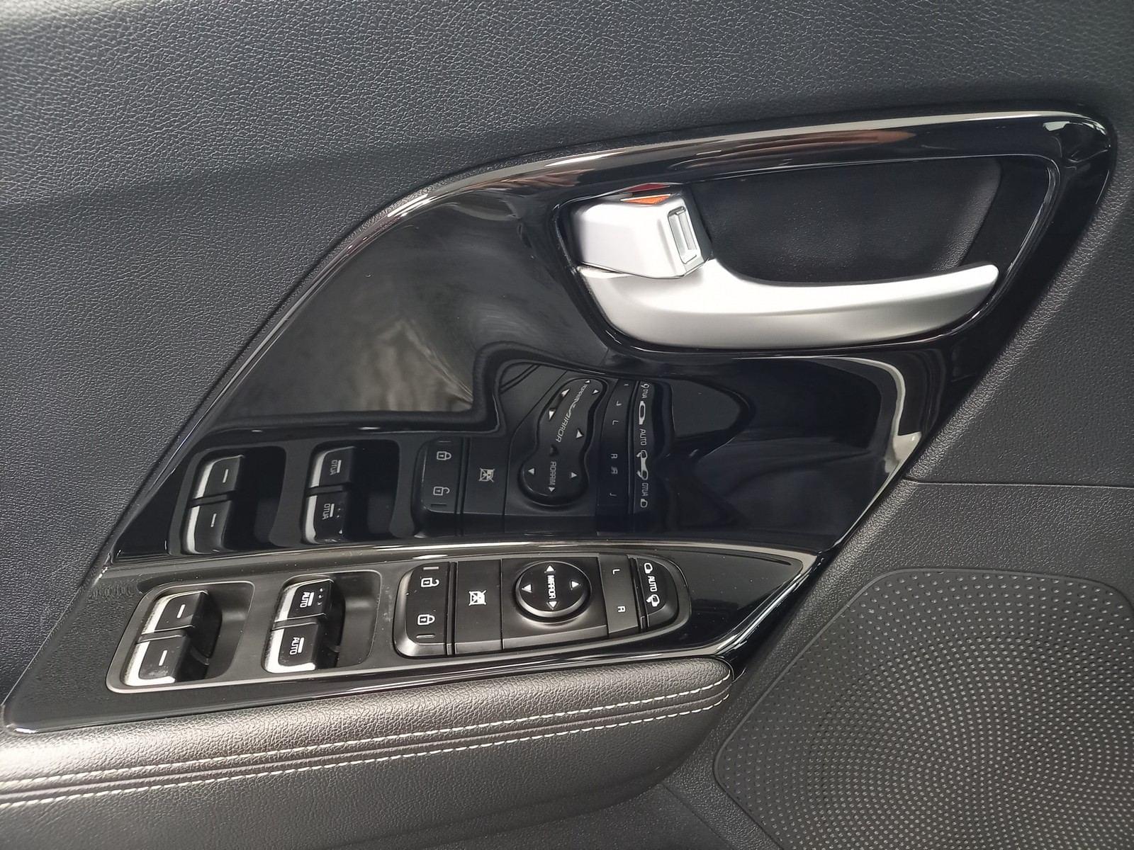 KIA E-NIRO 150kW (204CV) Drive (Long Range) 11