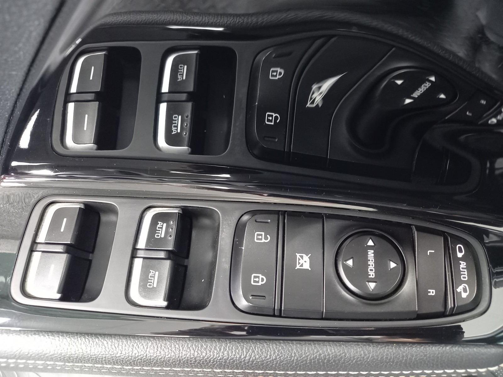 KIA E-NIRO 150kW (204CV) Drive (Long Range) 12