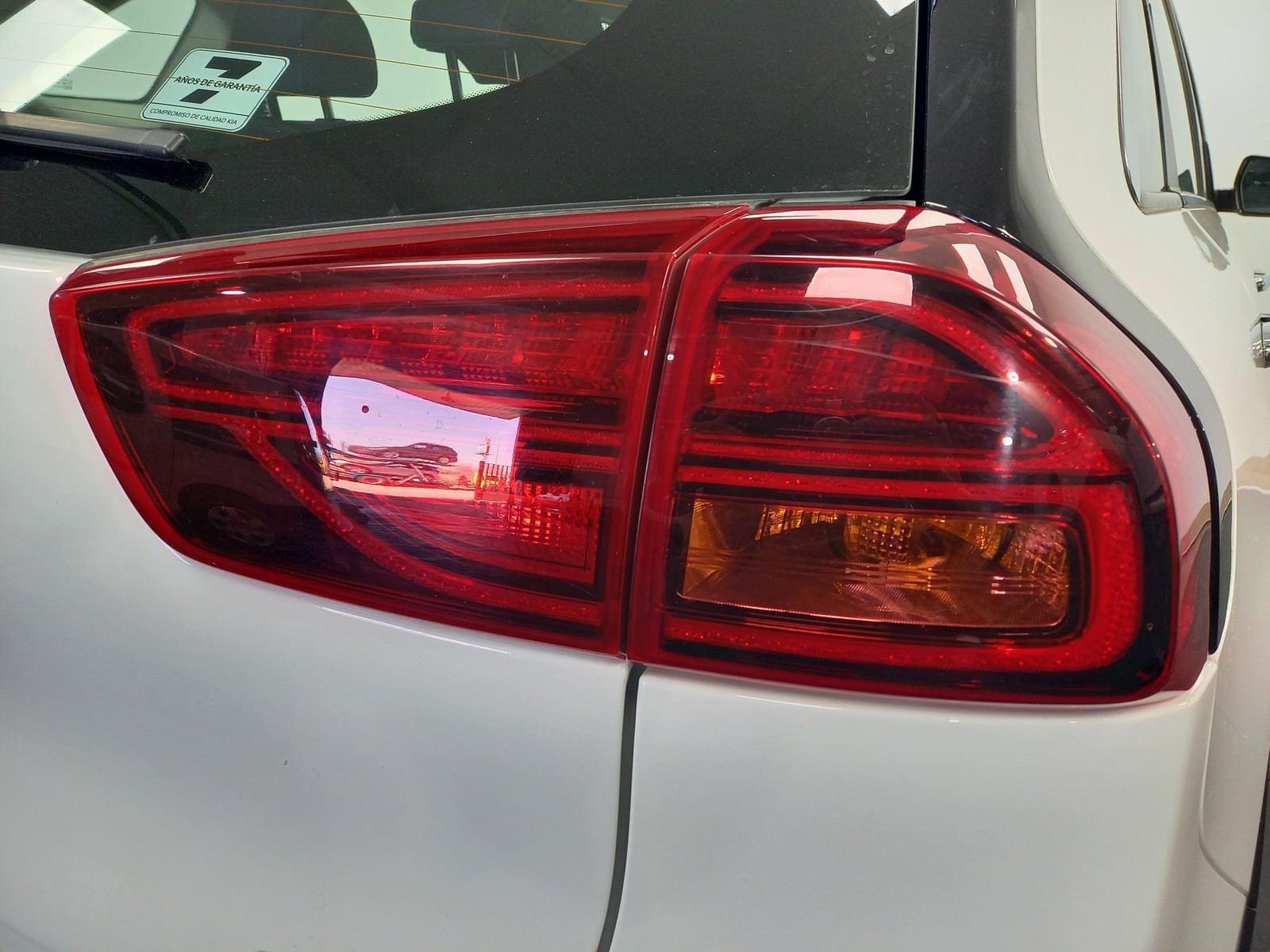 KIA E-NIRO 150kW (204CV) Drive (Long Range) 31