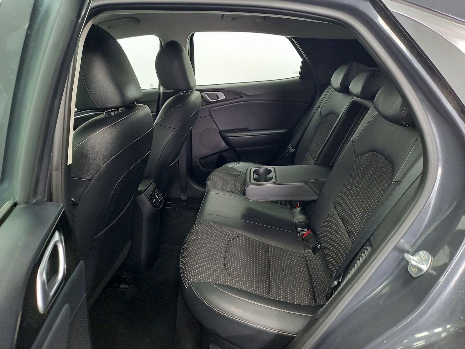 KIA XCEED 1.6 GDi PHEV 104kW (141CV) eDrive (AC) 9 