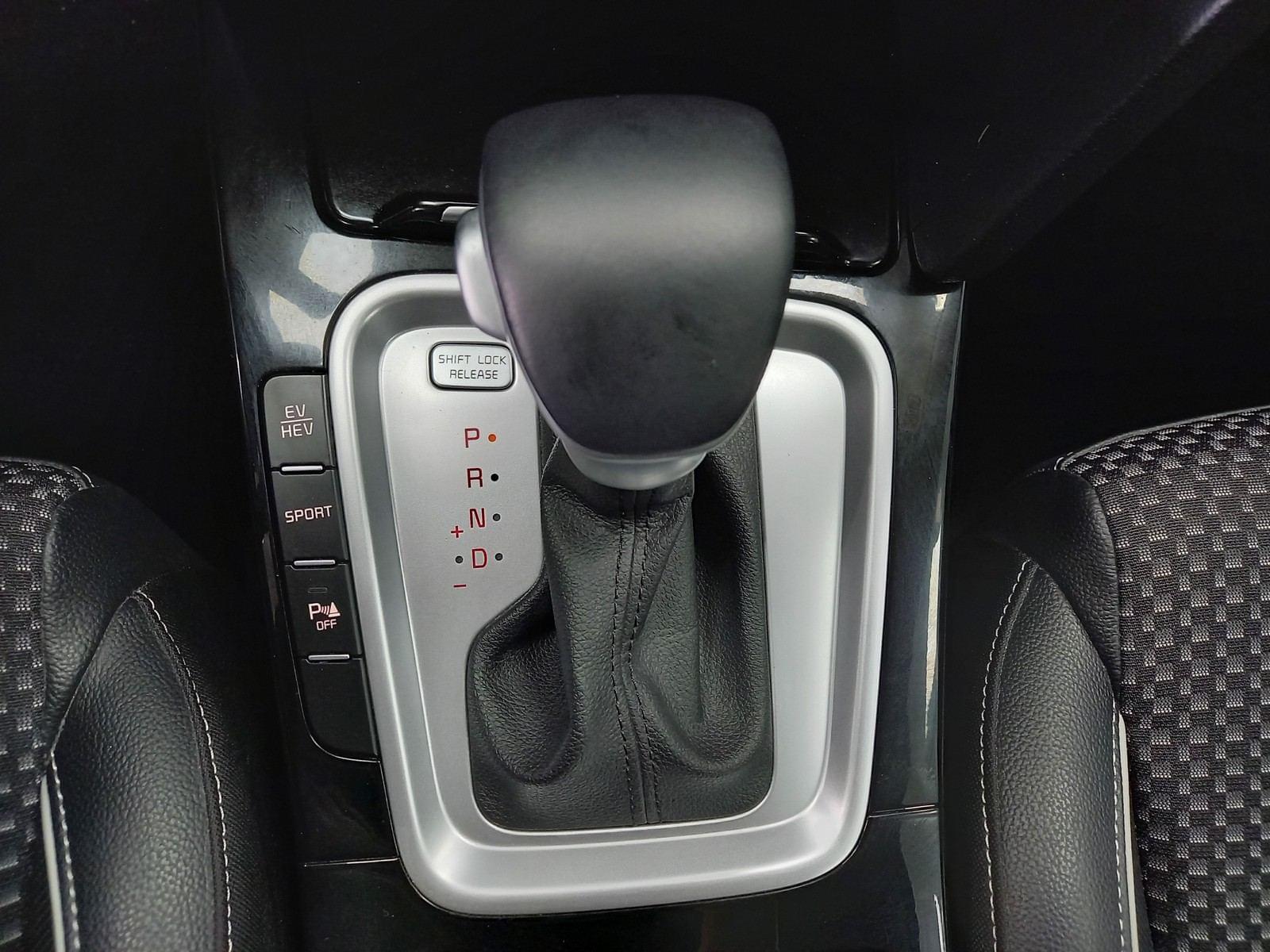 KIA XCEED 1.6 GDi PHEV 104kW (141CV) eDrive (AC) 17 