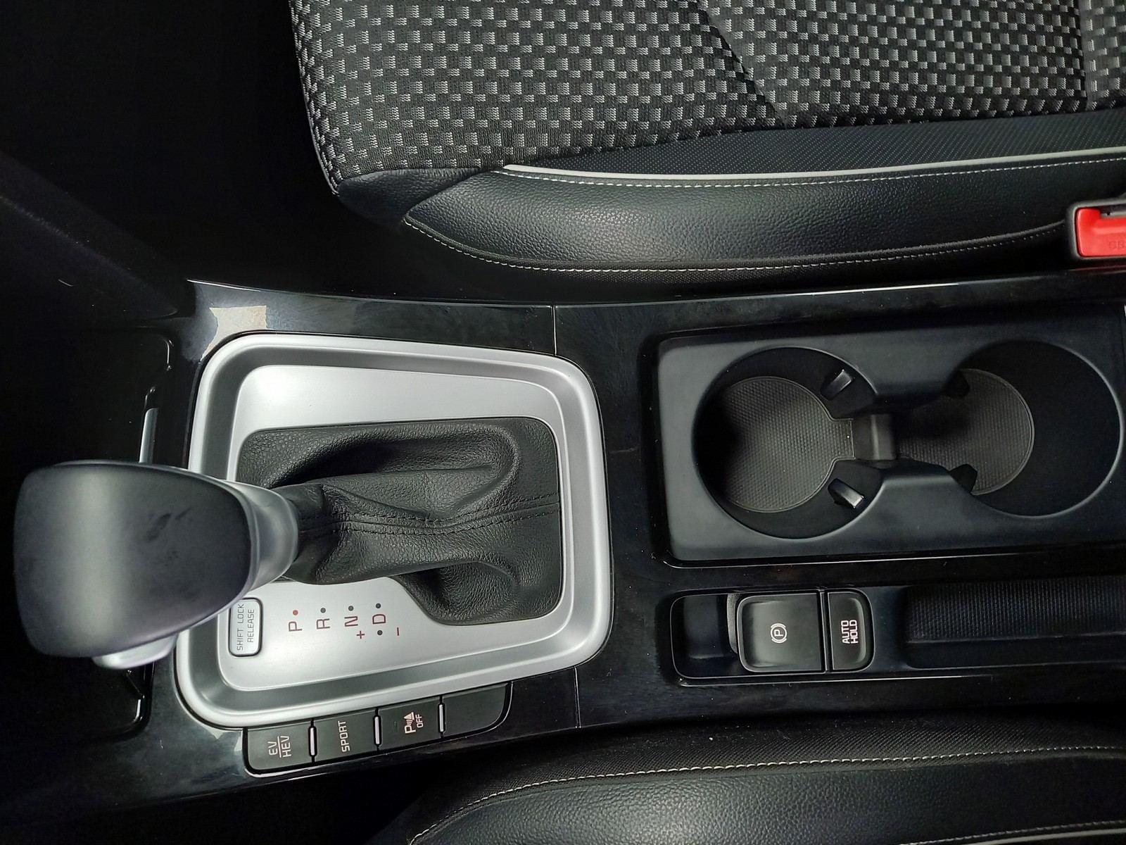 KIA XCEED 1.6 GDi PHEV 104kW (141CV) eDrive (AC) 19 