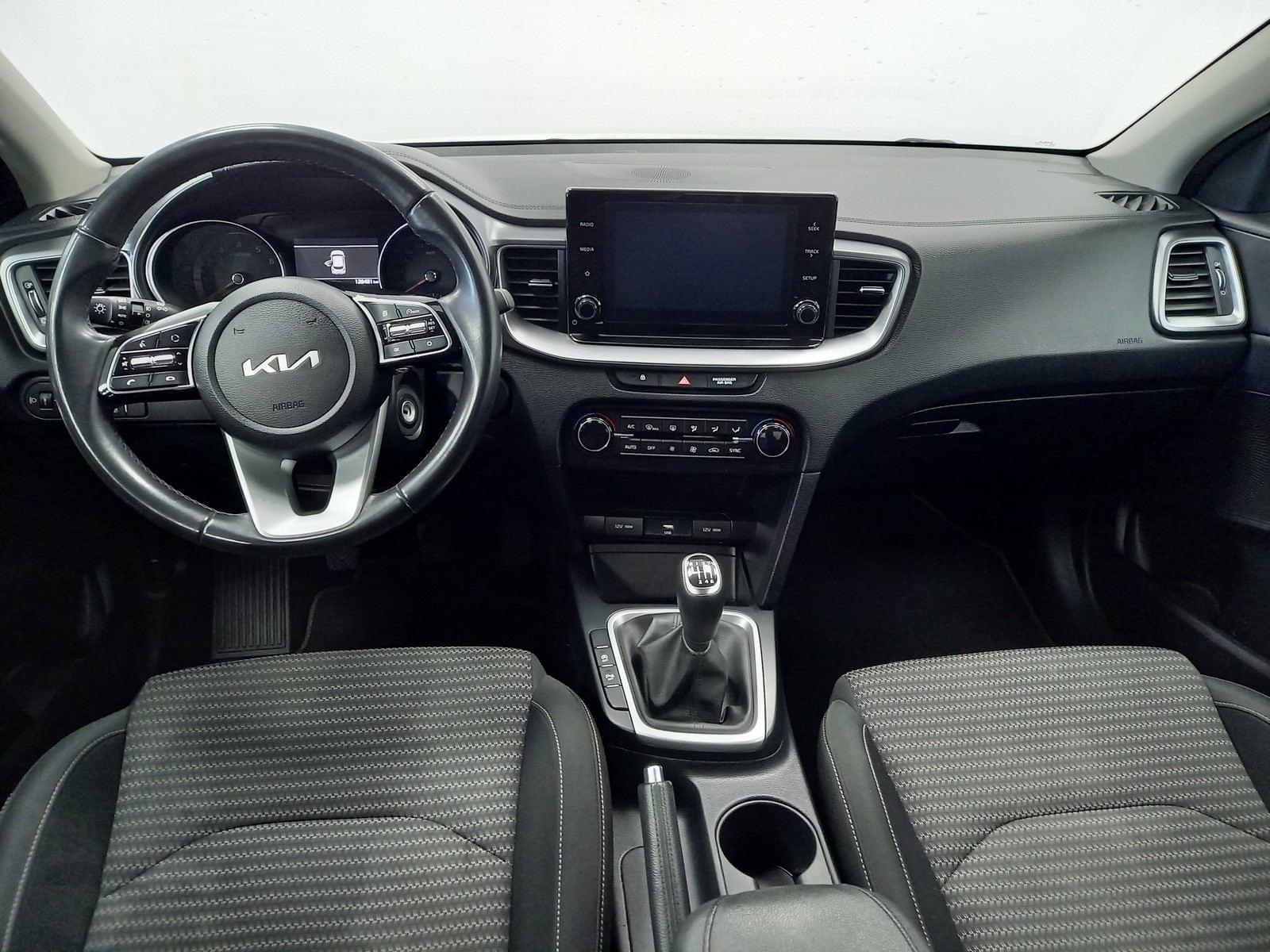 KIA XCEED 1.0 T-GDi Drive 88kW (120CV) 9