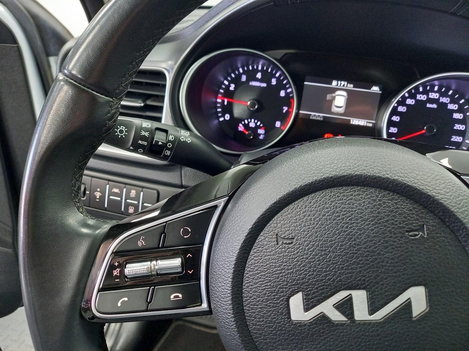 KIA XCEED 1.0 T-GDi Drive 88kW (120CV) 23