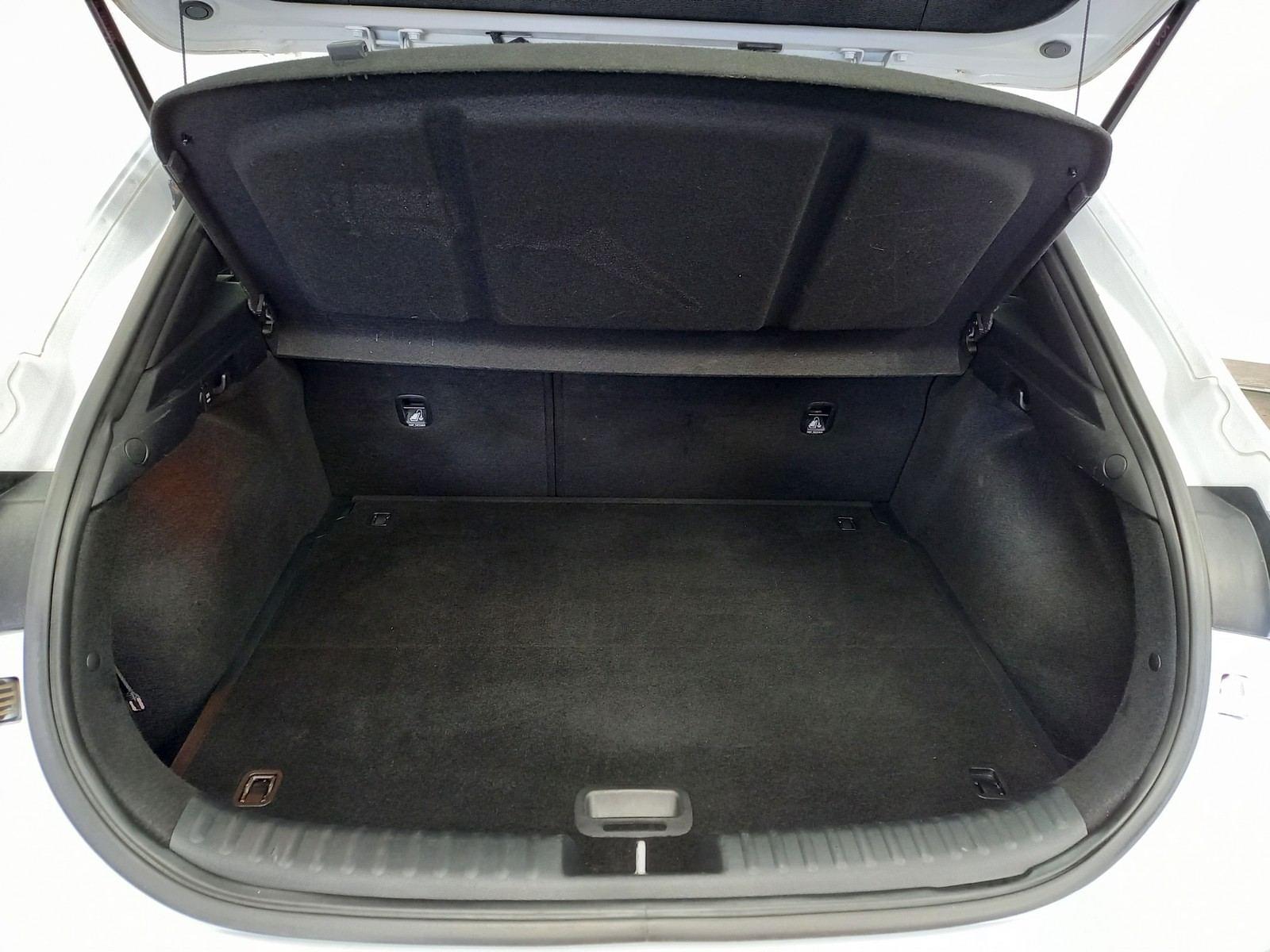 KIA XCEED 1.0 T-GDi Drive 88kW (120CV) 35