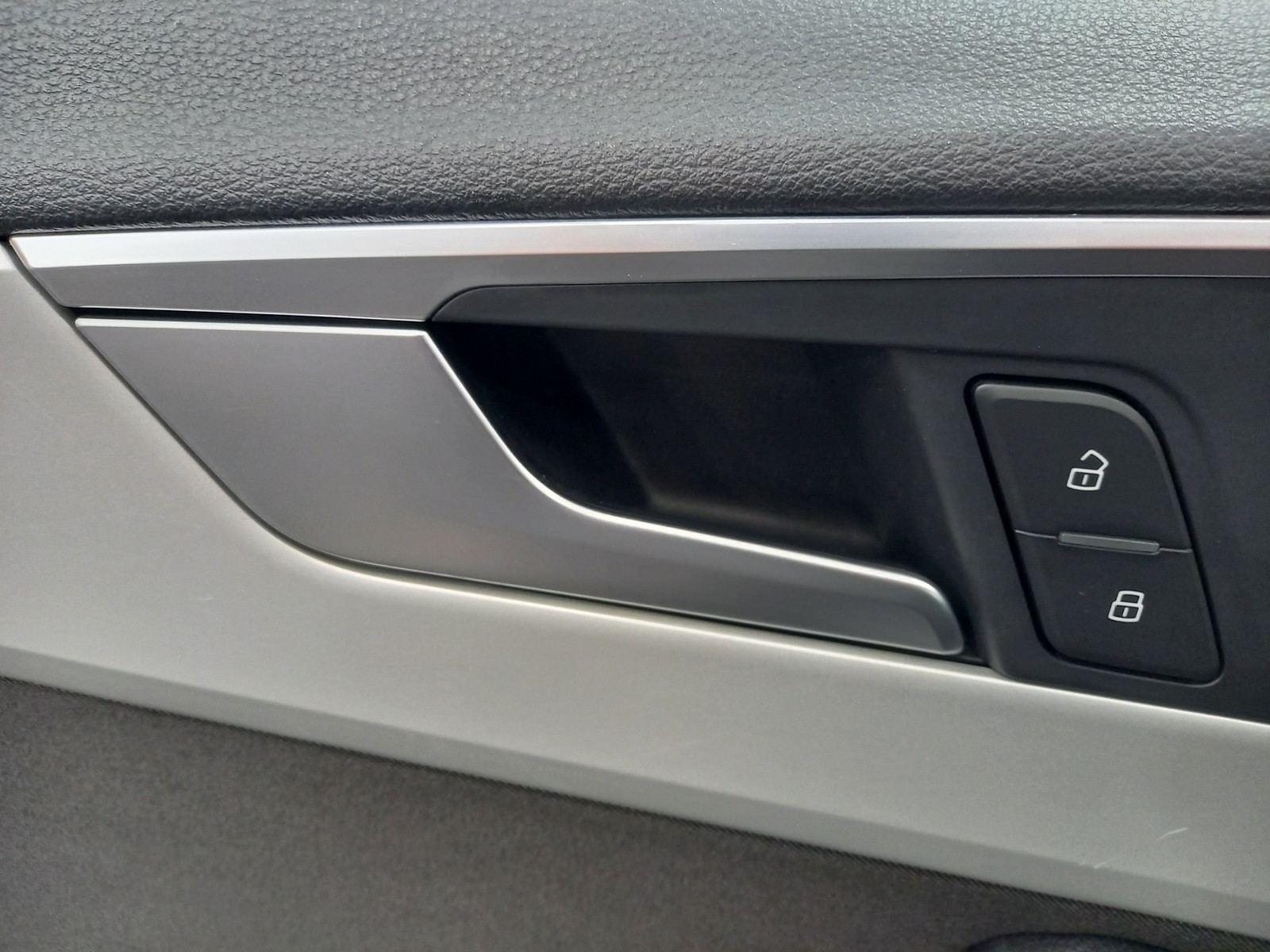 AUDI A4 Avant Advanced 35 TDI 120kW S tronic 11 