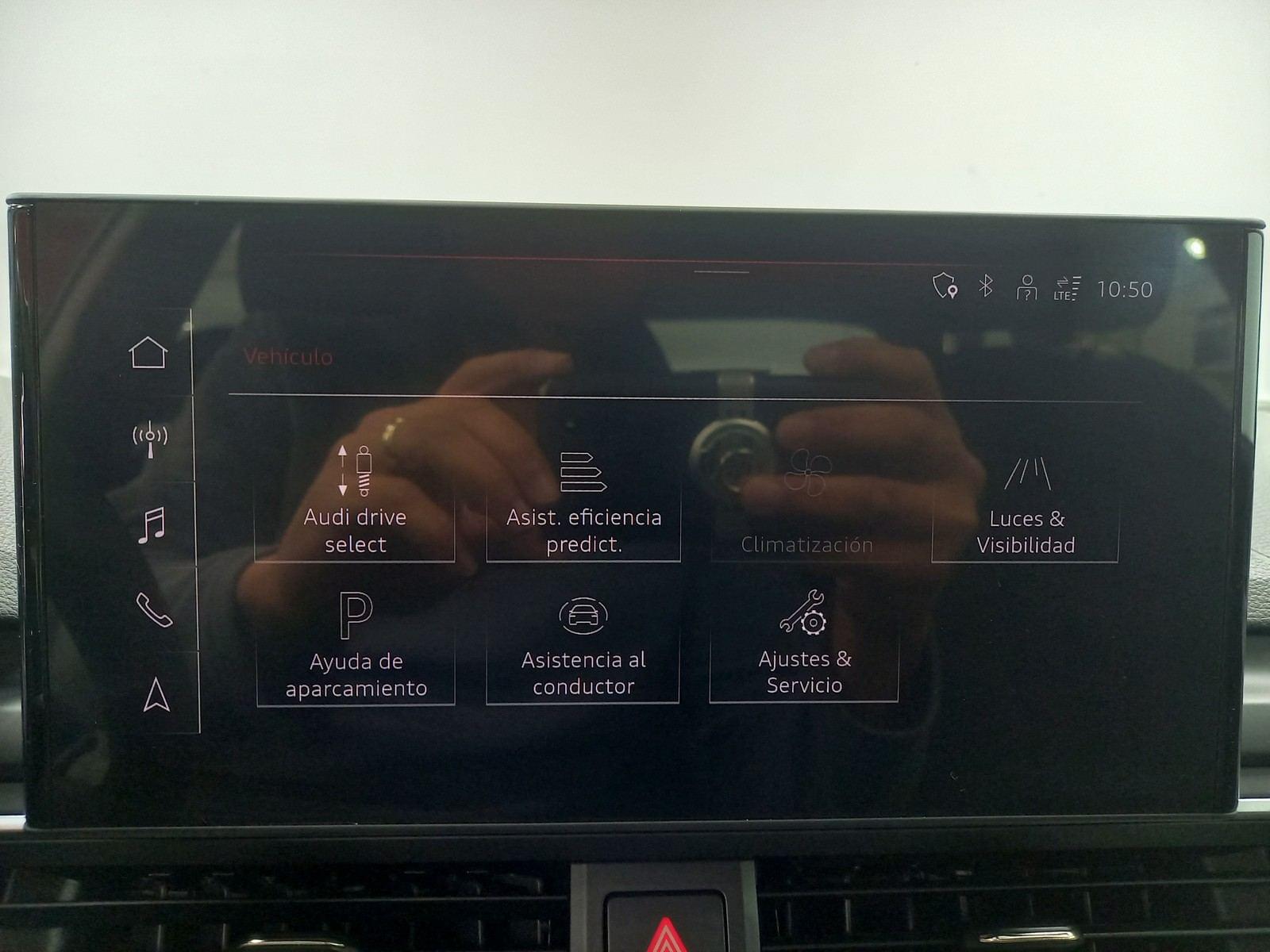 AUDI A4 Avant Advanced 35 TDI 120kW S tronic 31 