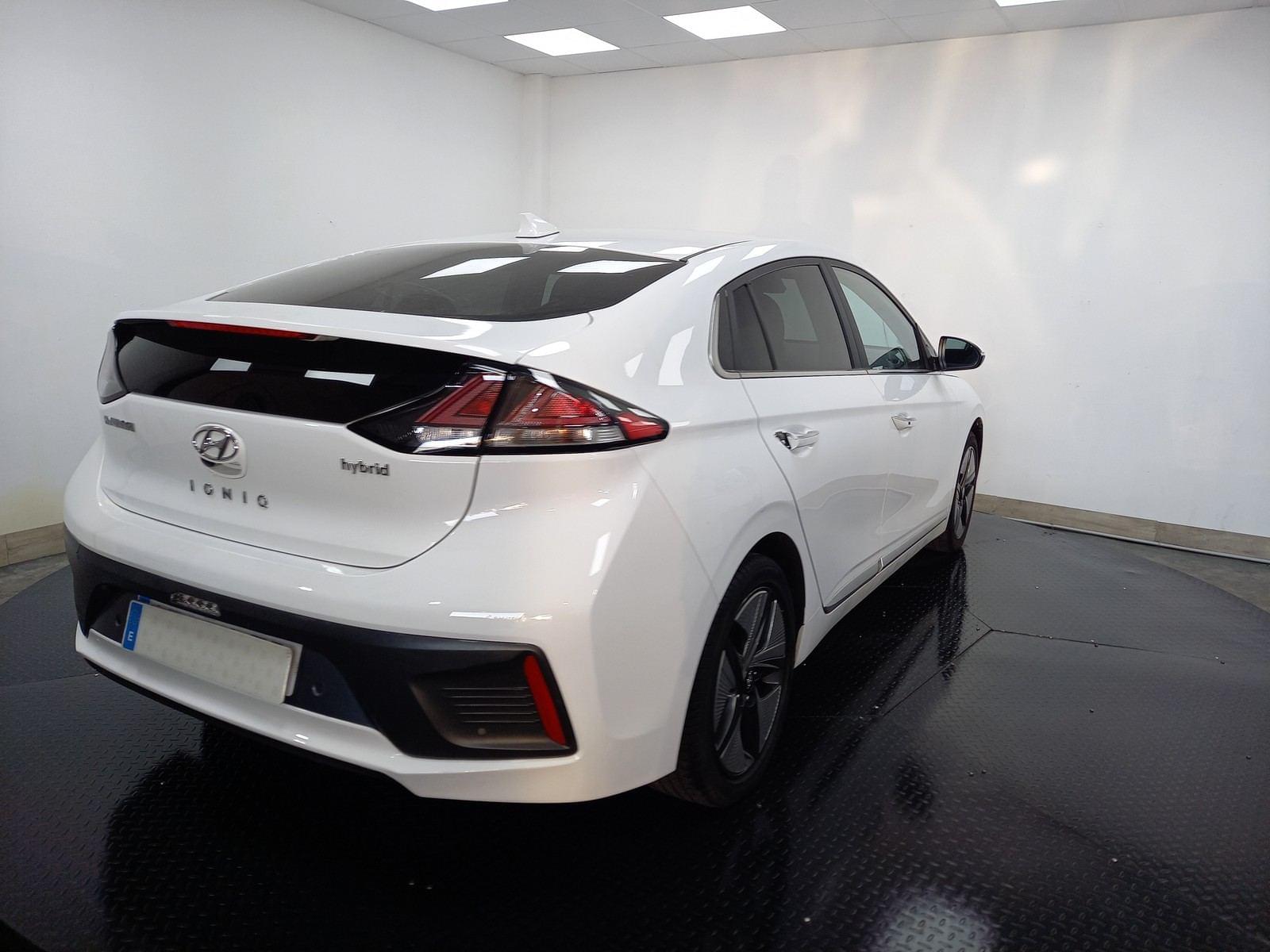 HYUNDAI IONIQ 1.6 GDI HEV Tecno DCT 4 