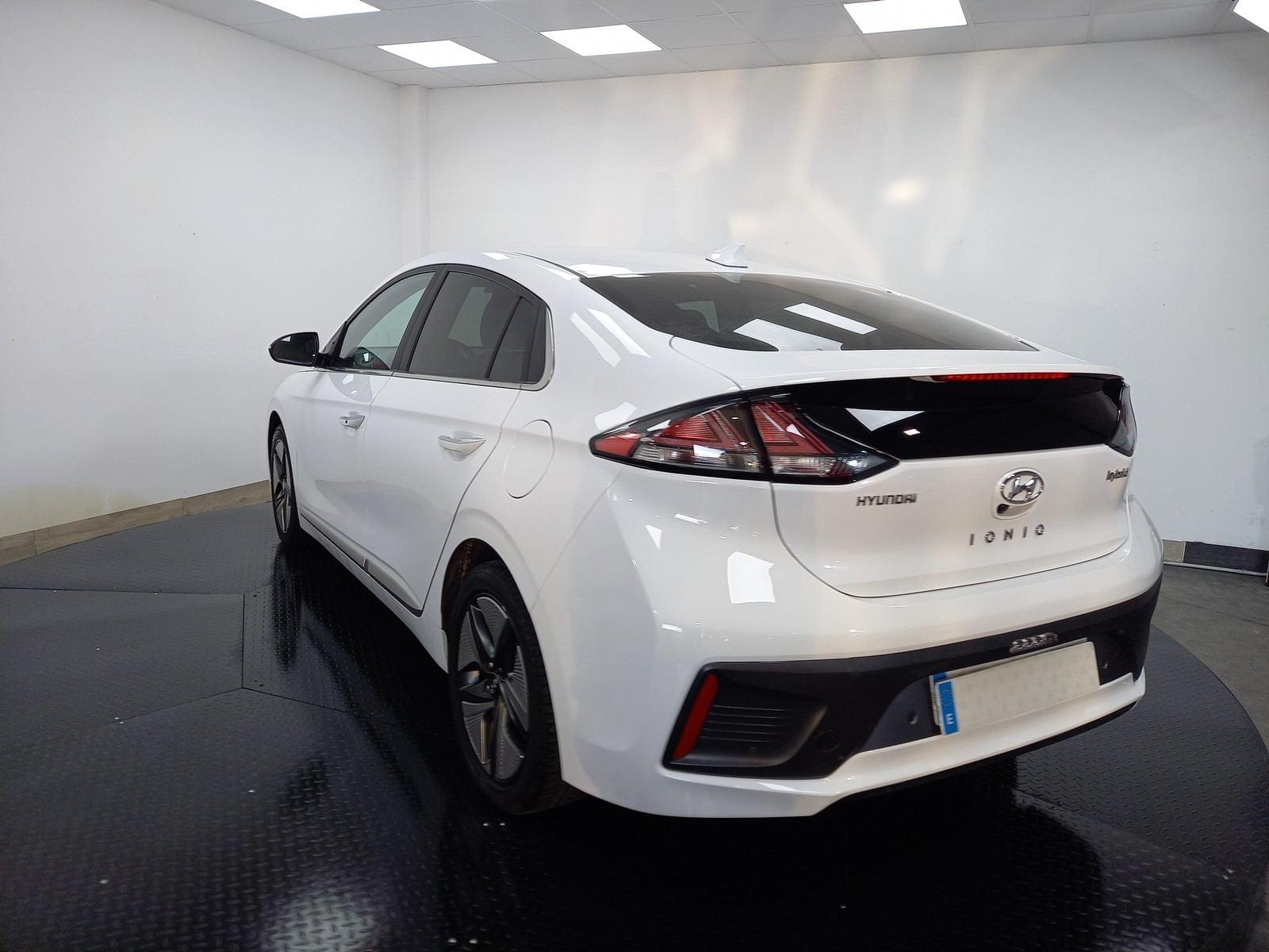 HYUNDAI IONIQ 1.6 GDI HEV Tecno DCT 6 