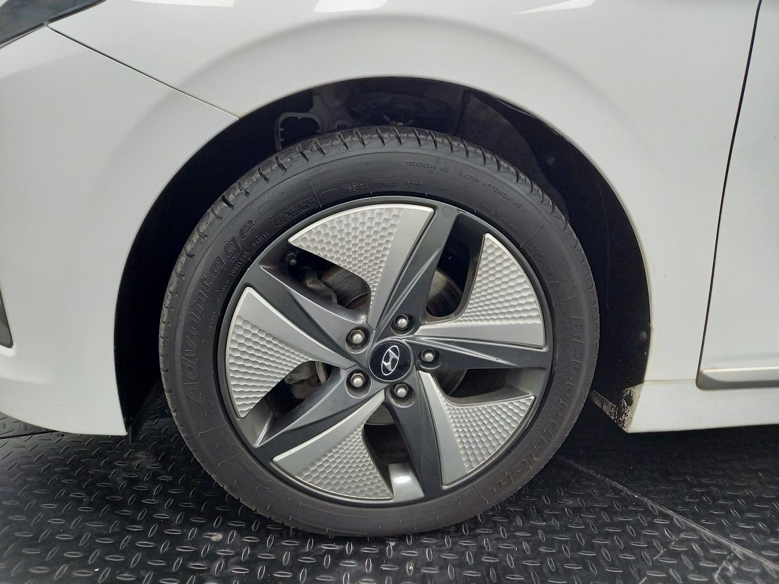 HYUNDAI IONIQ 1.6 GDI HEV Tecno DCT 37 